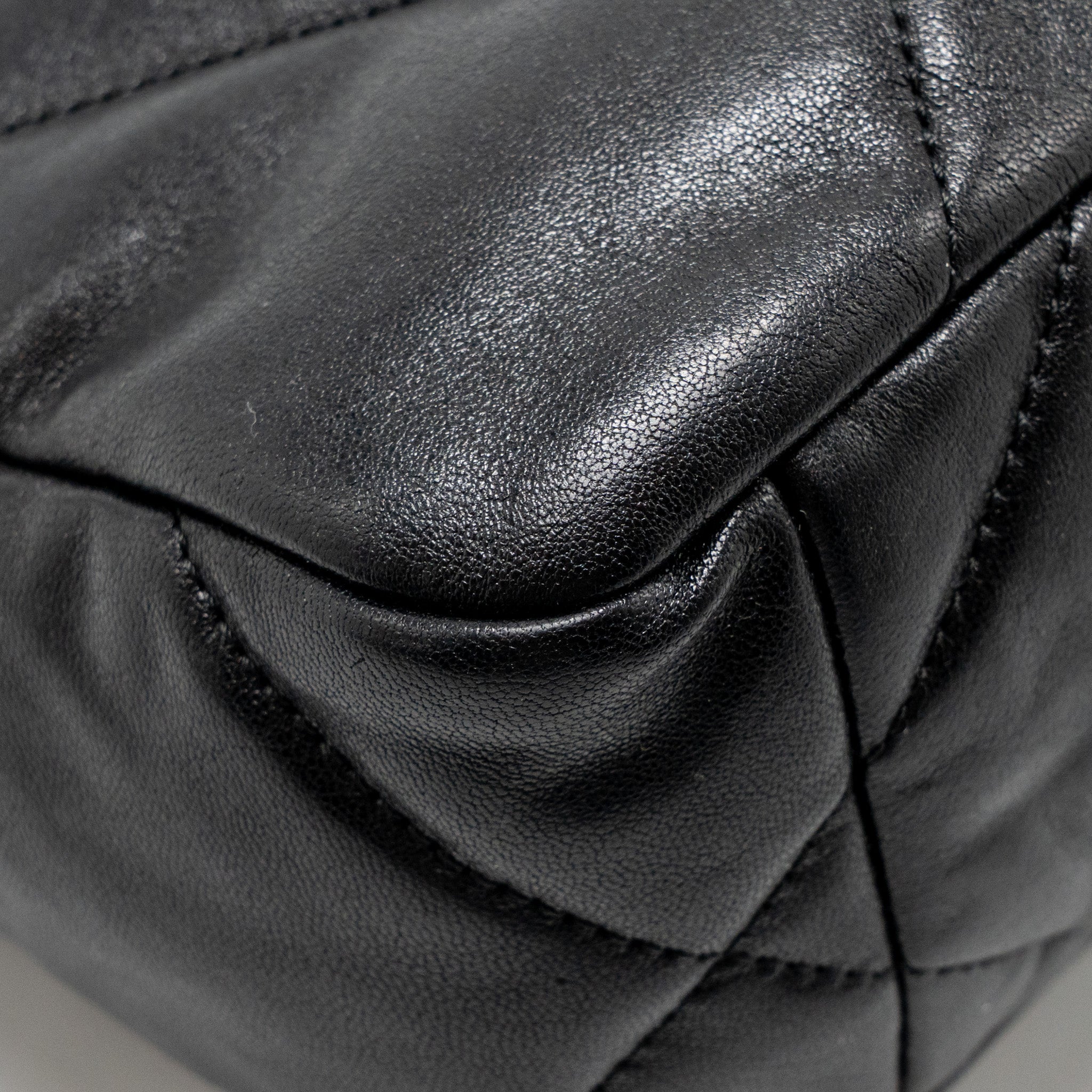 CHANEL SMALL 19 BAG SHINY LAMBSKIN BLACK MULTICOLOUR HARDWARE