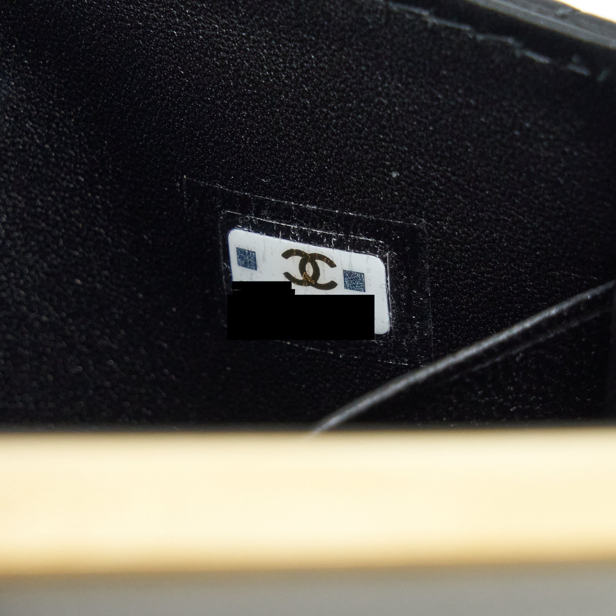 CHANEL 22B FLAP BAG WITH ENAMEL/CC LOGO TOP HANDLE LAMBSKIN BLACK BRUSHED GHW