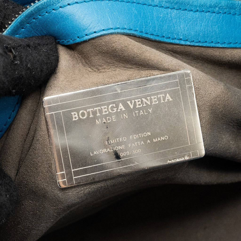 BOTTEGA VENETA LARGE TOTE BAG NAPPA BLUE RUTHENIUM HARDWARE