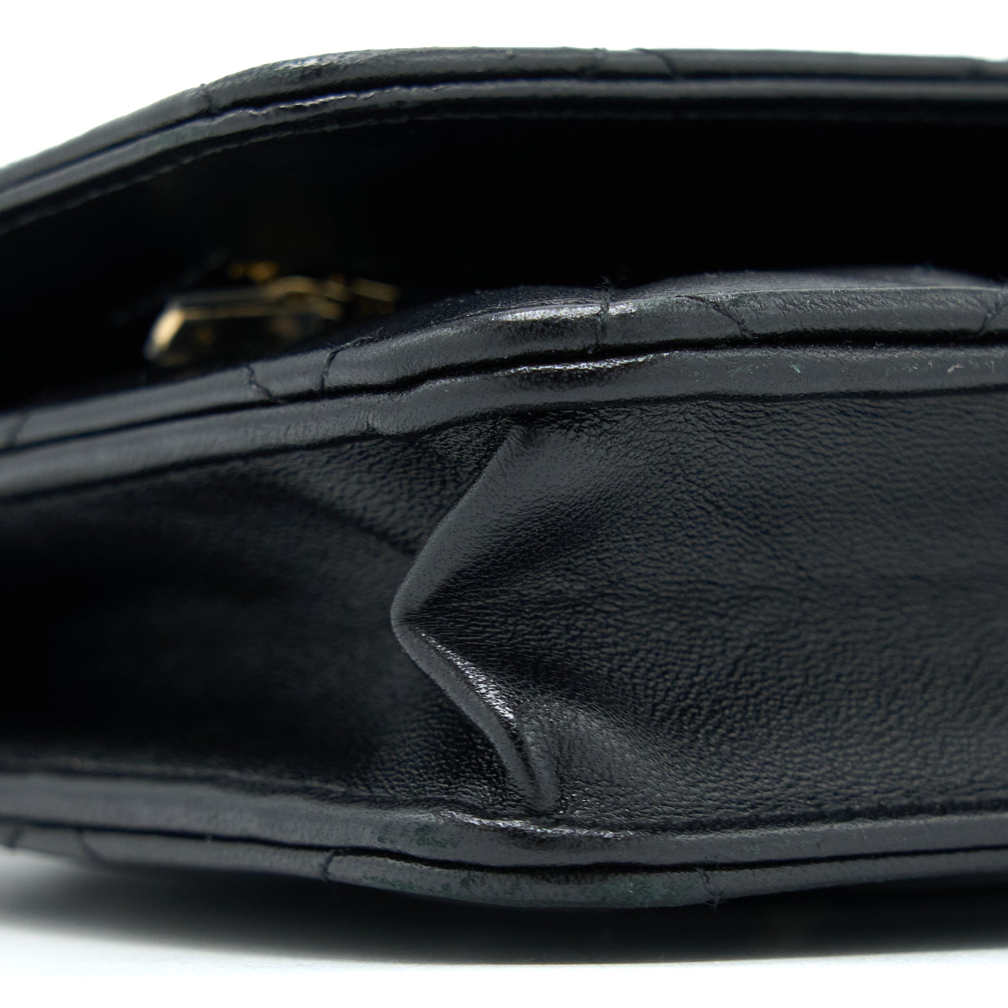 CHANEL RIBBON WALLET ON CHAIN LAMBSKIN BLACK LGHW (MICROCHIP)