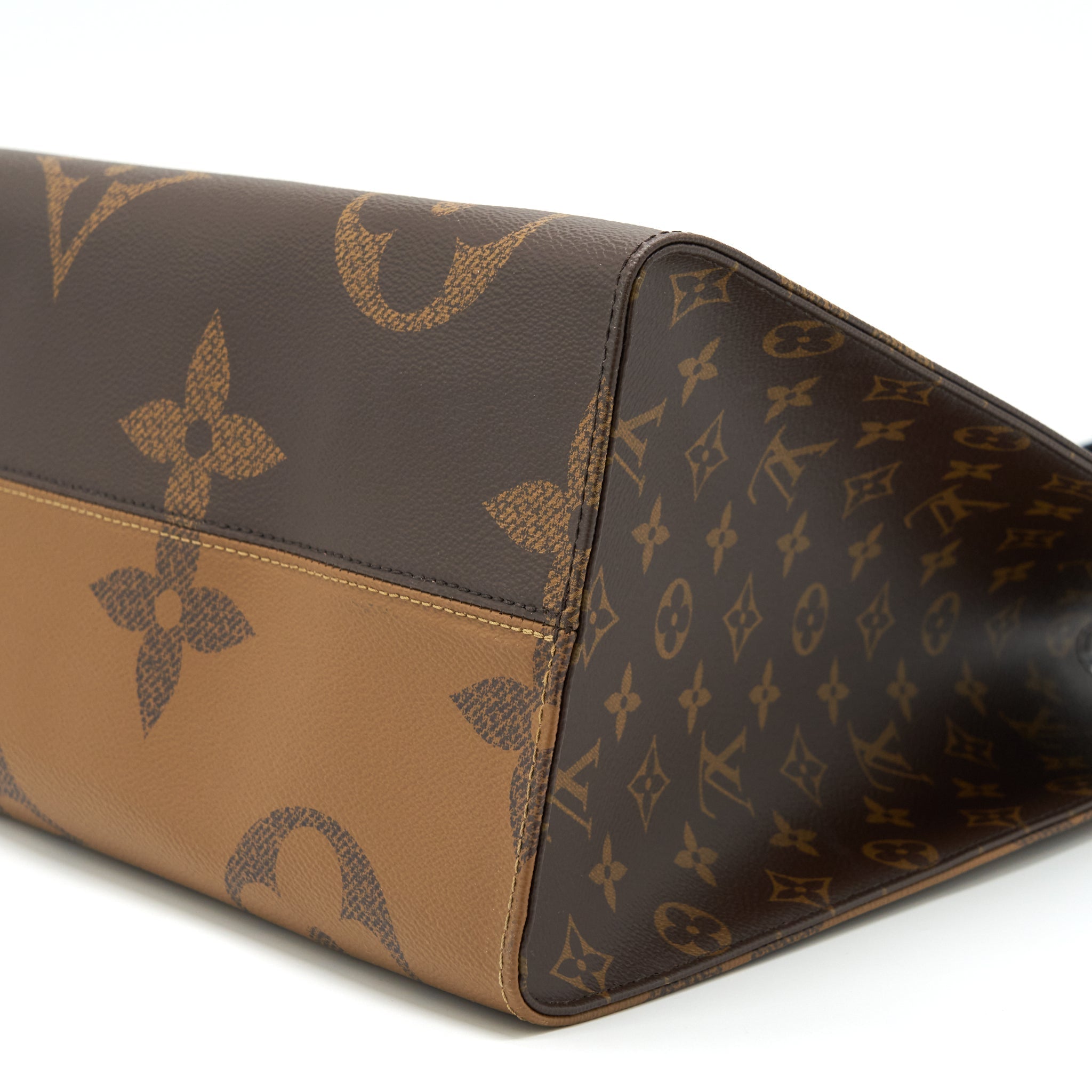 LOUIS VUITTON ON THE GO GM MONOGRAM REVERSE CANVAS GHW