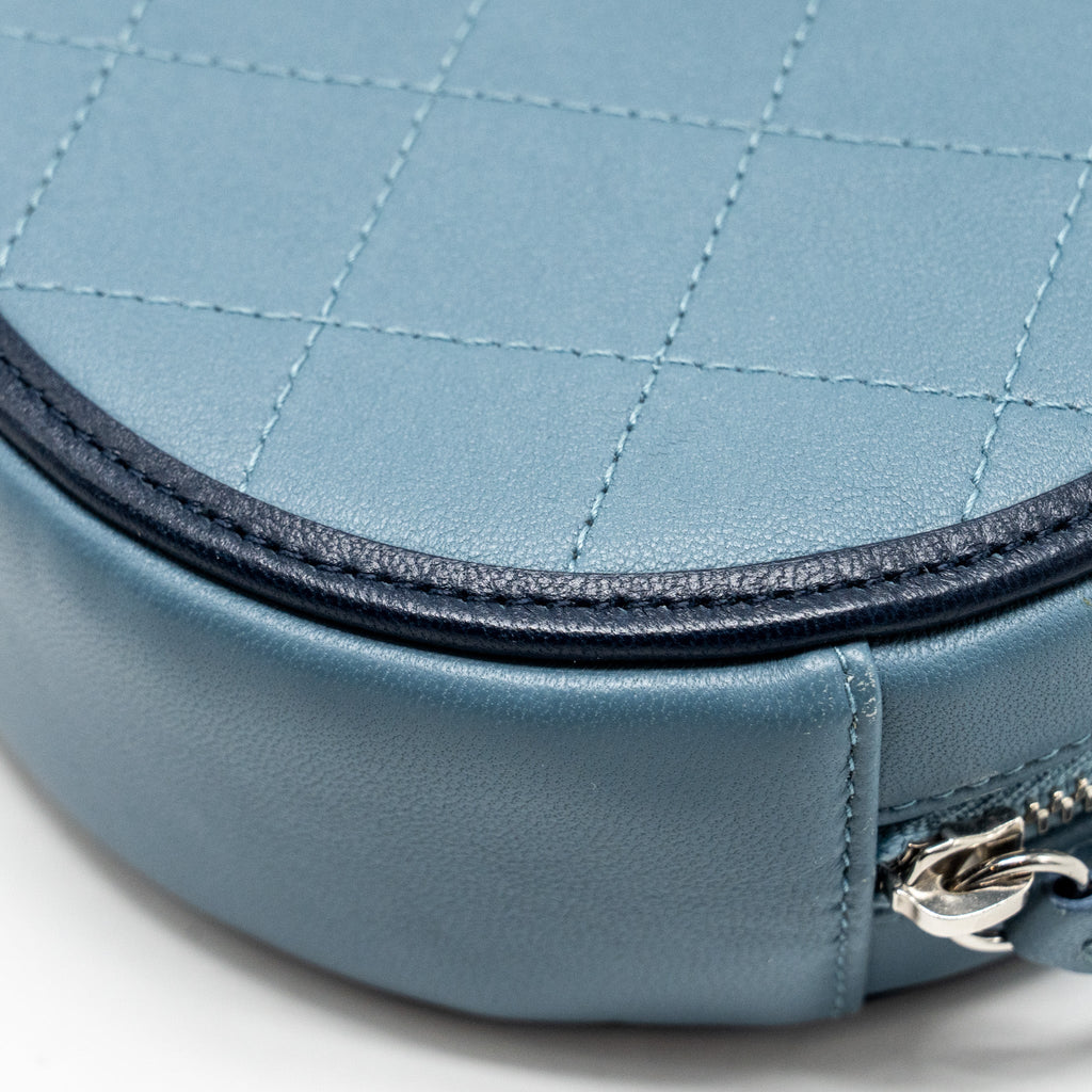 CHANEL ROUND CLUTCH WITH CHAIN LAMBSKIN MULTICOLOUR BLUE SHW