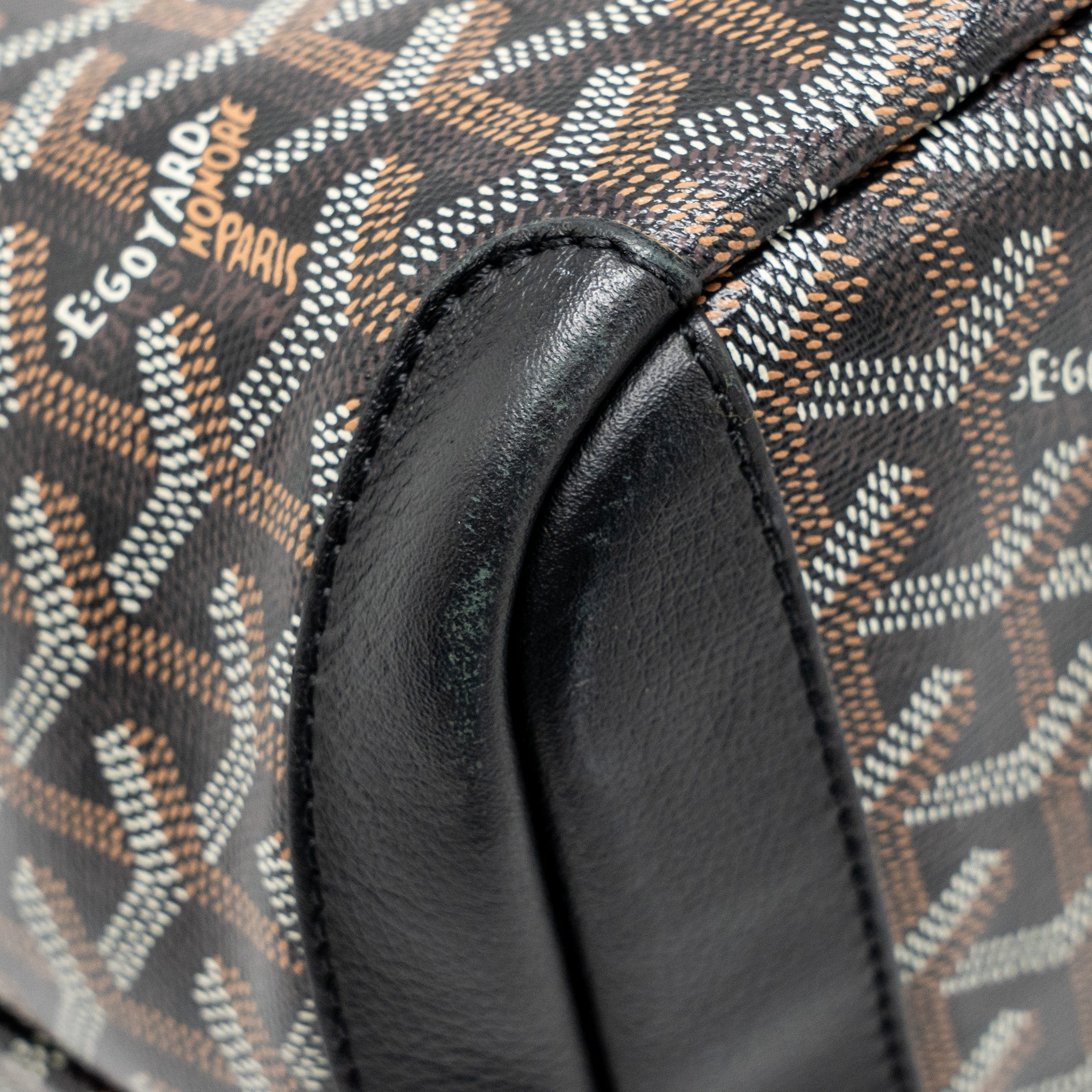 GOYARD ARTOIS BAG PM GOYARDINE CANVAS/CHEVROCHES CALFSKIN BLACK SHW