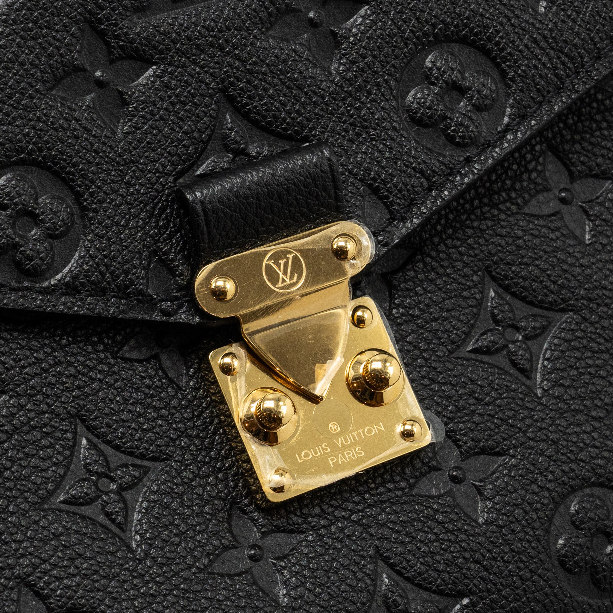 LOUIS VUITTON POCHETTE METIS MONOGRAM EMPREINTE BLACK GHW
