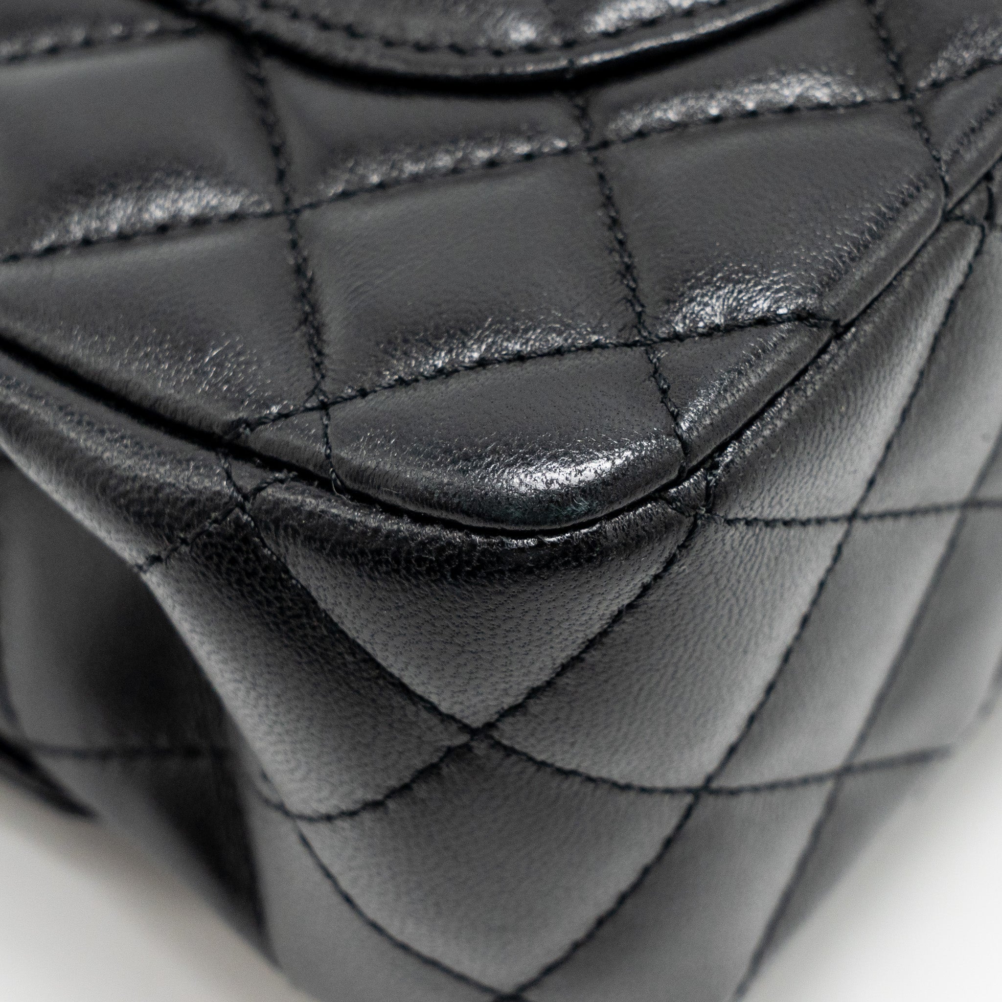 CHANEL 23A CRYSTAL TOP HANDLE FLAP BAG SHINY LAMBSKIN BLACK LGHW(MICROCHIP)