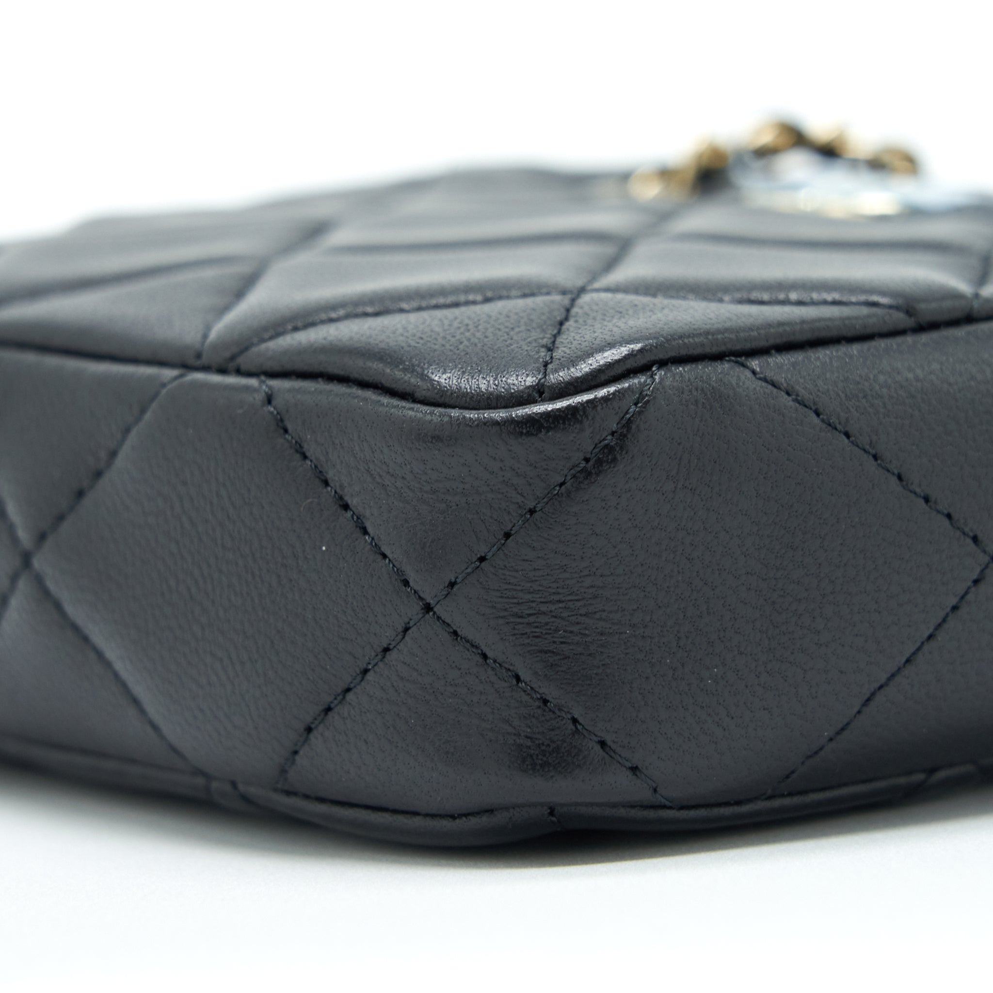 CHANEL 22C MINI CROSSBODY POUCH LAMBSKIN BLACK LGHW