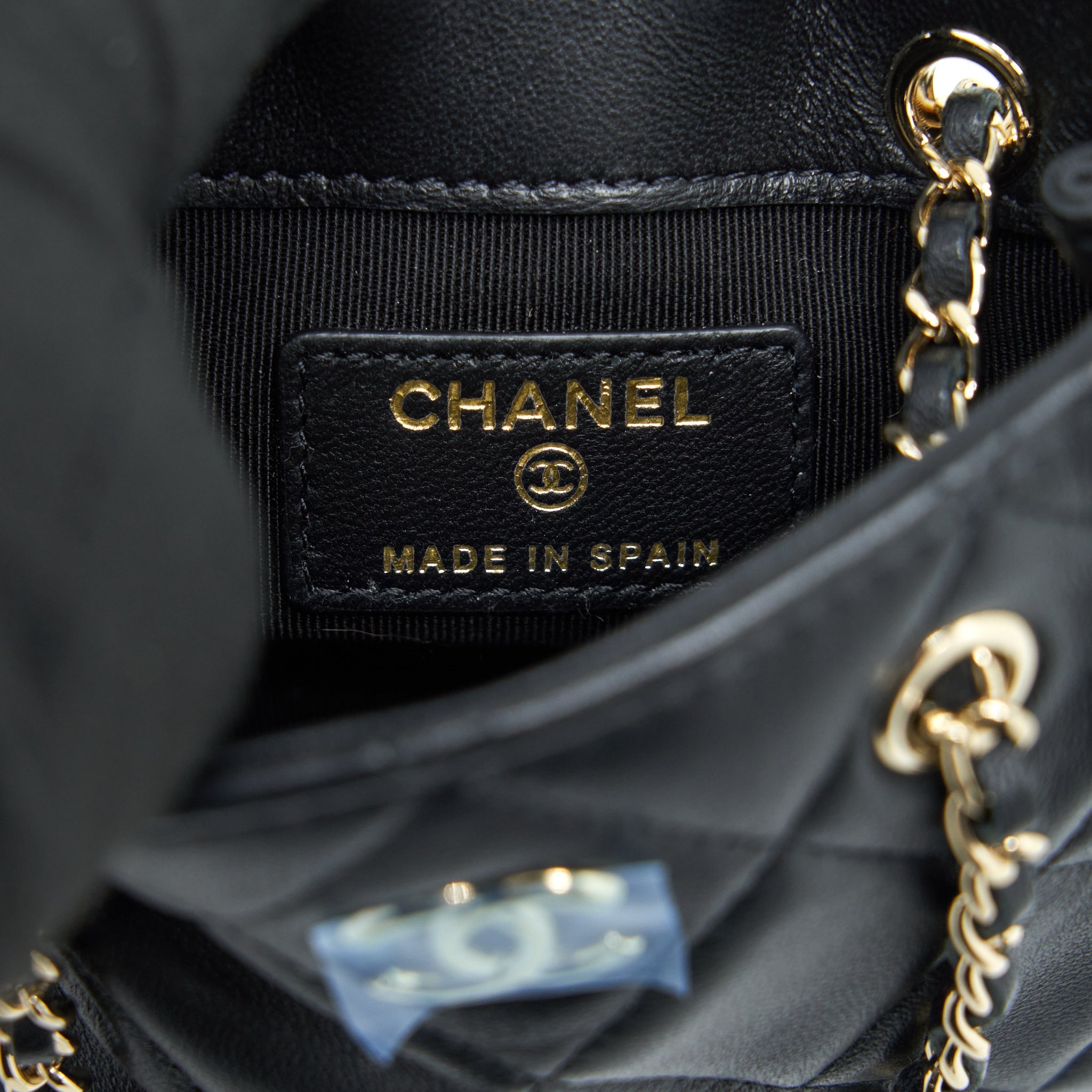 CHANEL 22C MINI CROSSBODY POUCH LAMBSKIN BLACK LGHW