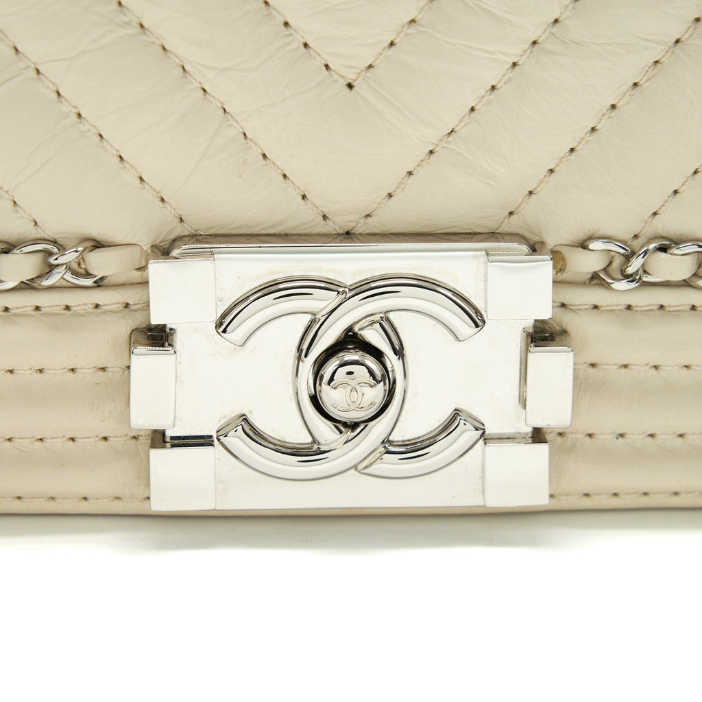 CHANEL MEDIUM BOY BAG CHEVRON LIMITED CALFSKIN IVORY SHW
