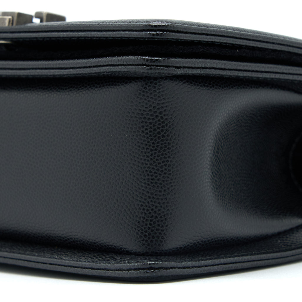 CHANEL SMALL BOY BAG CAVIAR BLACK RUTHENIUM SHW (MICROCHIP)