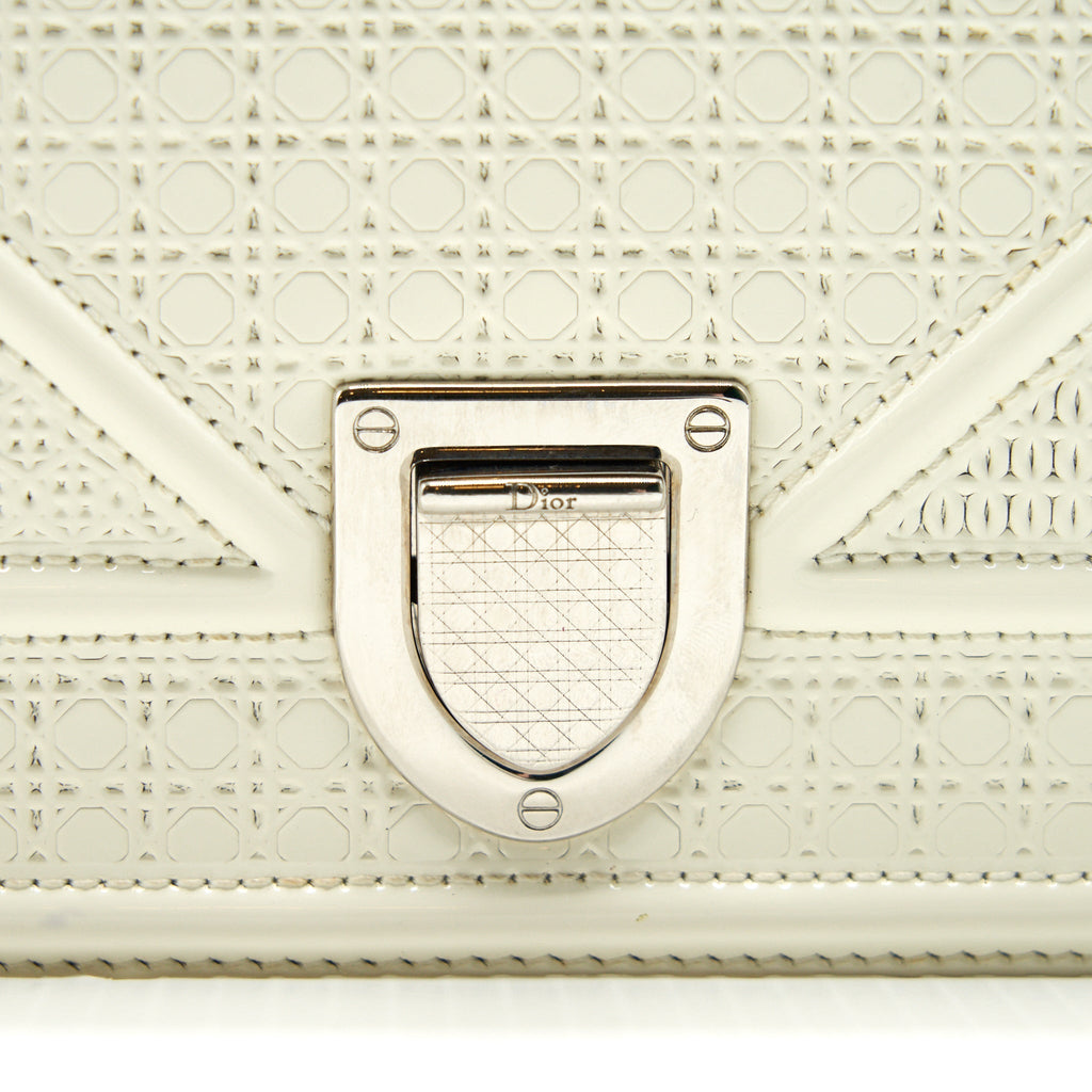 DIOR MINI DIORAMA BAG WHITE WITH SHW