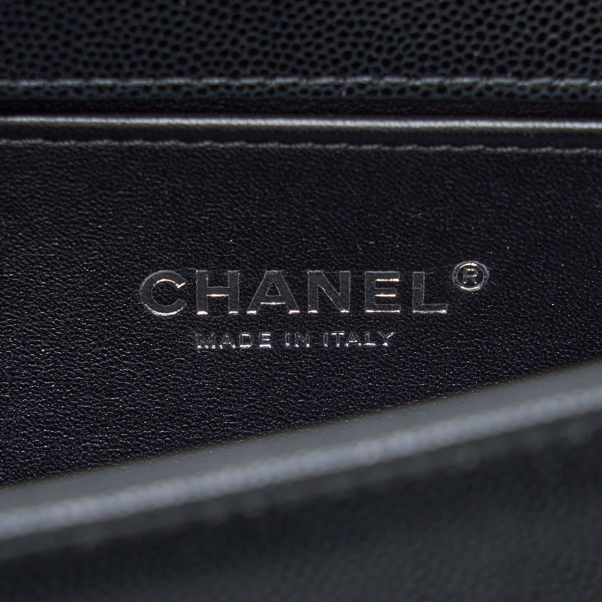 CHANEL SMALL BOY BAG CAVIAR BLACK RUTHENIUM SHW (MICROCHIP)