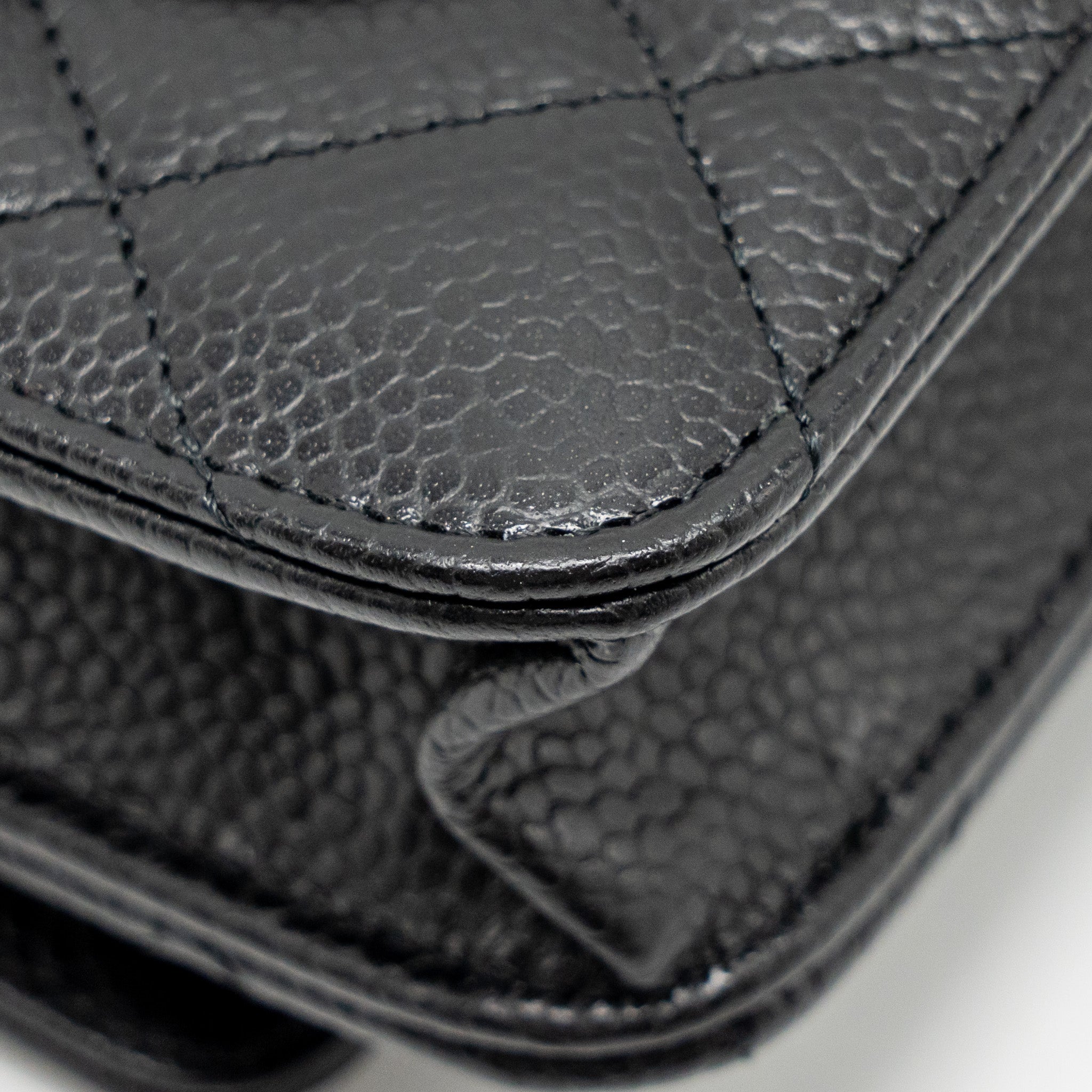 CHANEL CLASSIC WALLET ON CHAIN CAVIAR BLACK GHW(MICROCHIP)