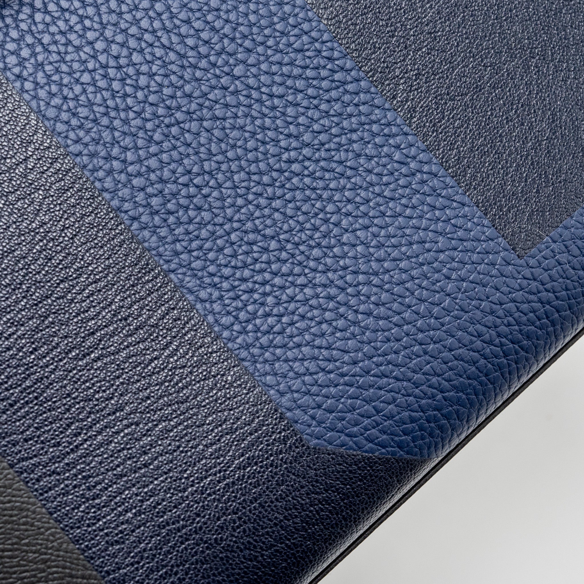 HERMES KELLY 28 LETTER C SPECIAL ORDER EPSOM/TOGO/CHÈVRE MYSORE BLACK/BLUE SHW