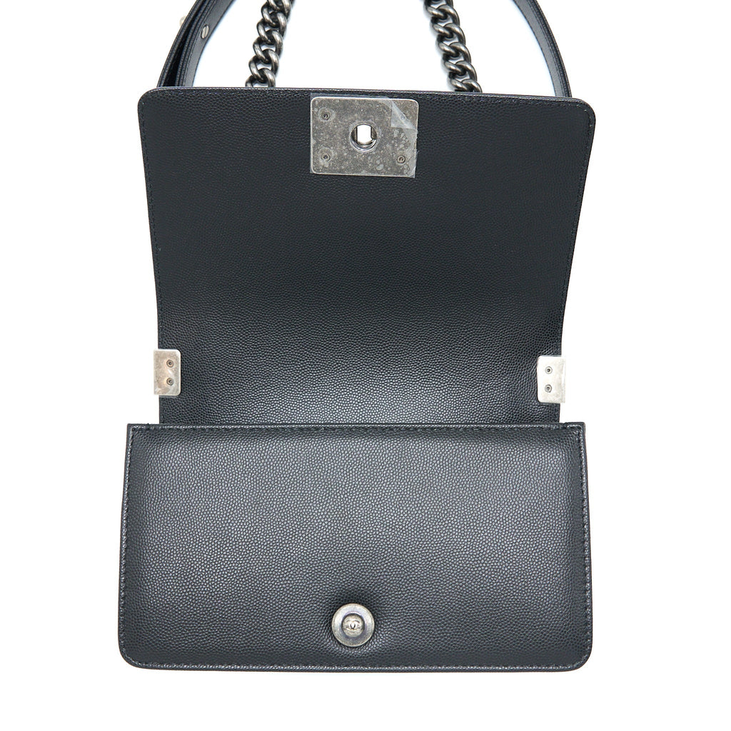 CHANEL SMALL BOY BAG CAVIAR BLACK RUTHENIUM SHW (MICROCHIP)
