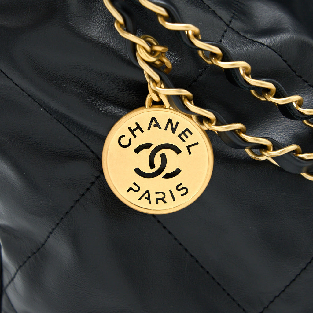 CHANEL MEDIUM 22 BAG WHITE LETTER SHINY CALFSKIN BLACK GHW (MICROCHIP)