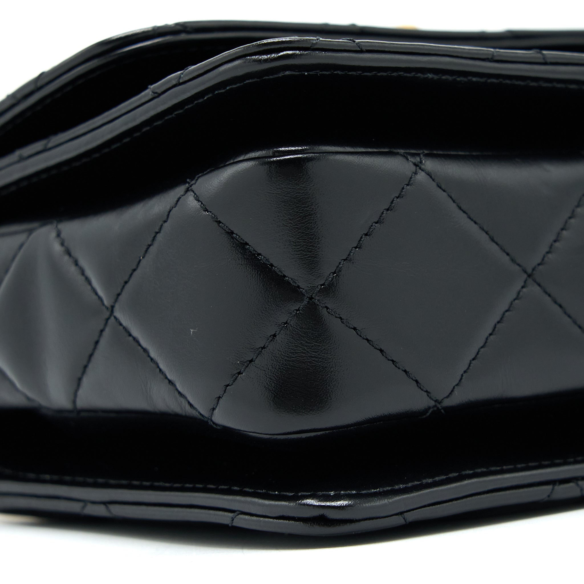 CHANEL 23P FLAP BAG WITH TOP HANDLE SHINY CALFSKIN BLACK GHW (MICROCHIP)