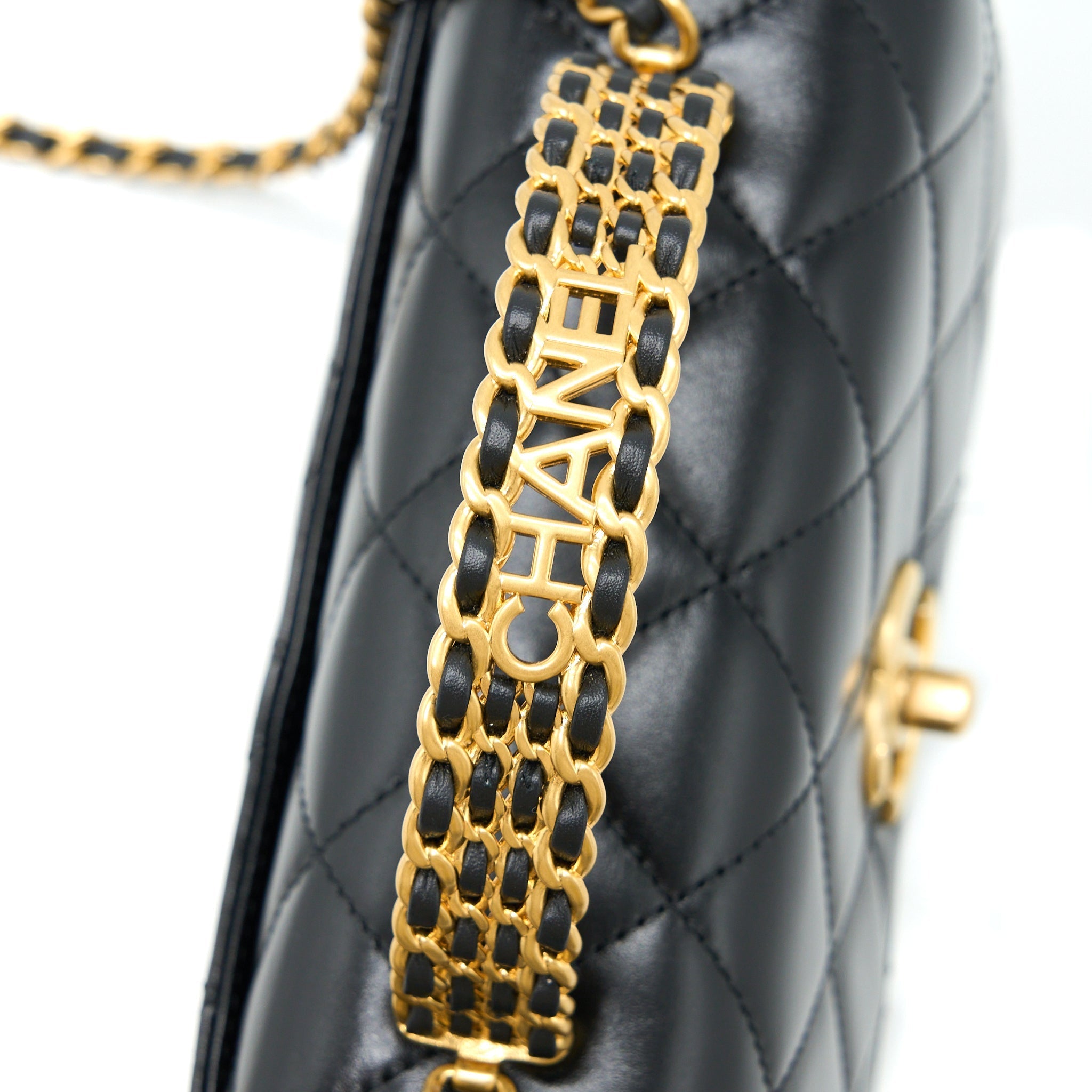 CHANEL 23P FLAP BAG WITH TOP HANDLE SHINY CALFSKIN BLACK GHW (MICROCHIP)