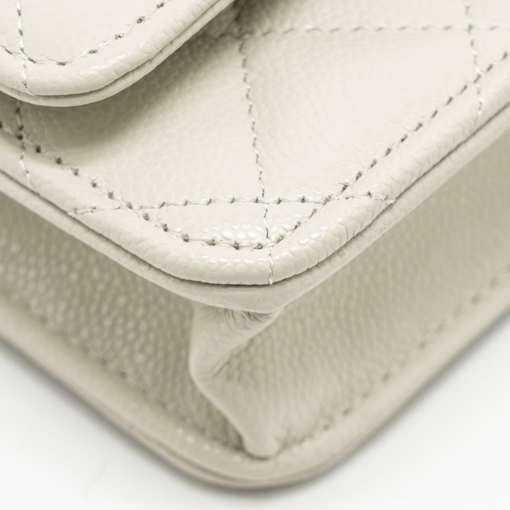 CHANEL CLASSIC WALLET ON CHAIN CAVIAR CREAMY WHITE LGHW(MICROCHIP)