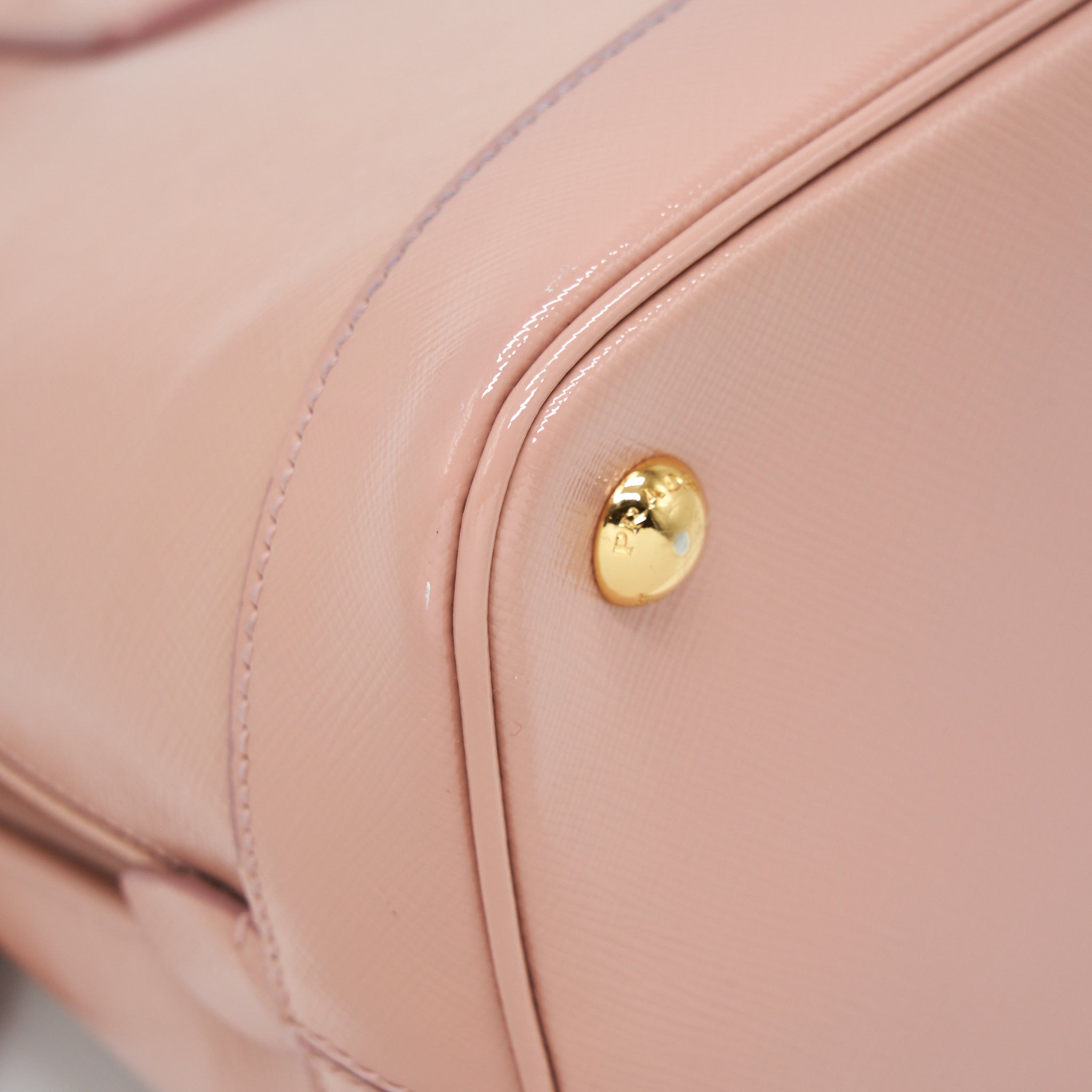 PRADA SAFFIANO TOTE BAG NUDE GHW