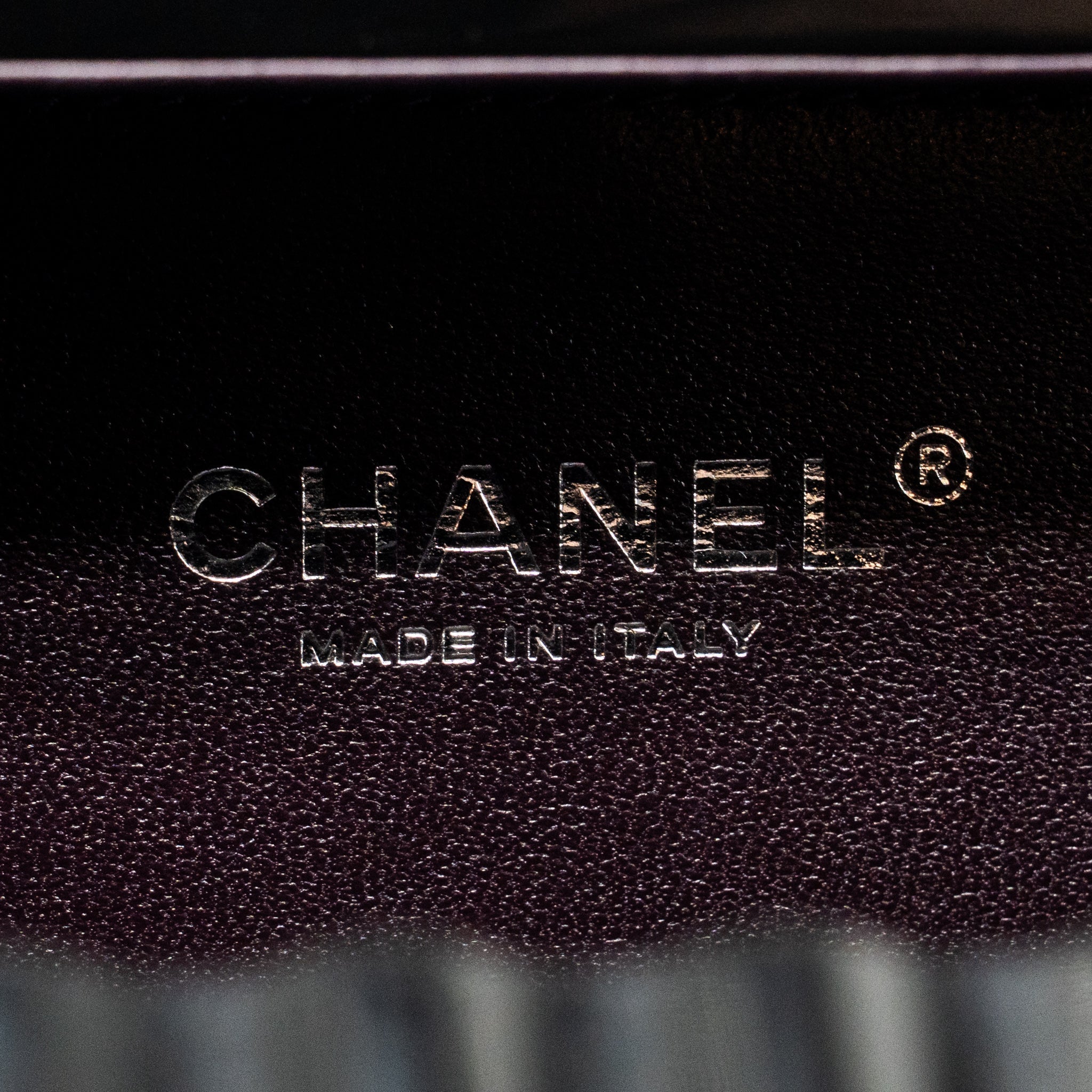 CHANEL 18A PARIS HAMBURG MINAUDIERE SHIPPING CONTAINER EVENING CLUTCH PLEXIGLASS/METAL BLACK SHW