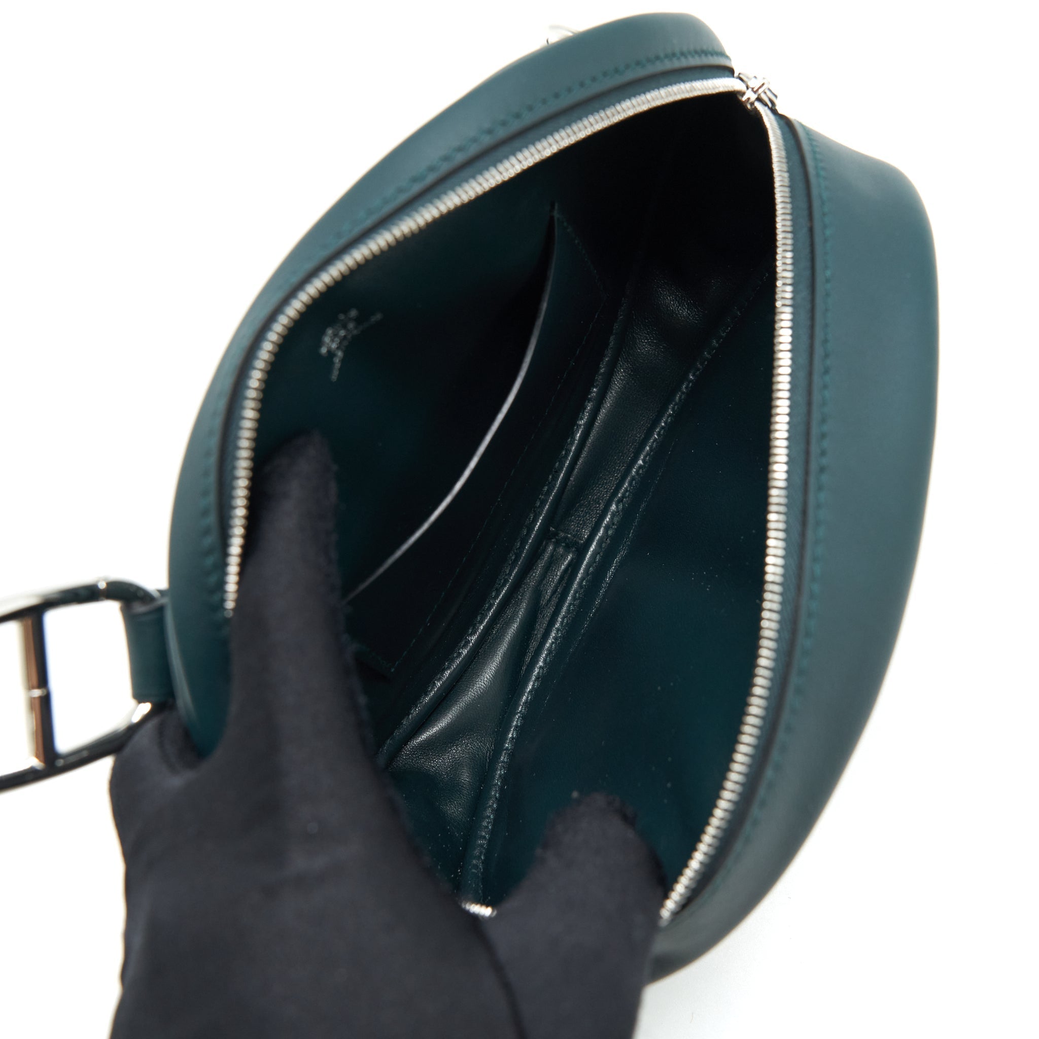 HERMES IN THE LOOP BELT BAG SWIFT 6O VERT CYPRES SHW