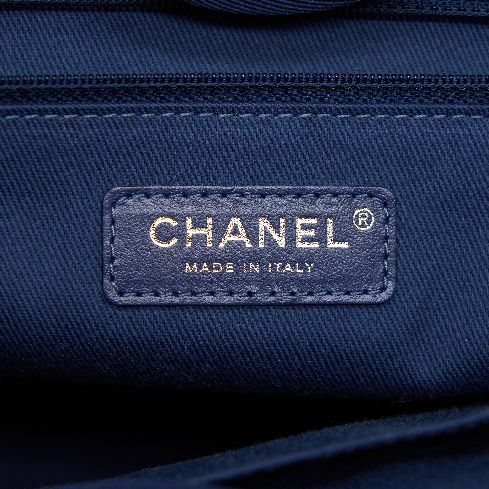 CHANEL DEAUVILLE TOTE BAG CANVAS DARK BLUE GHW