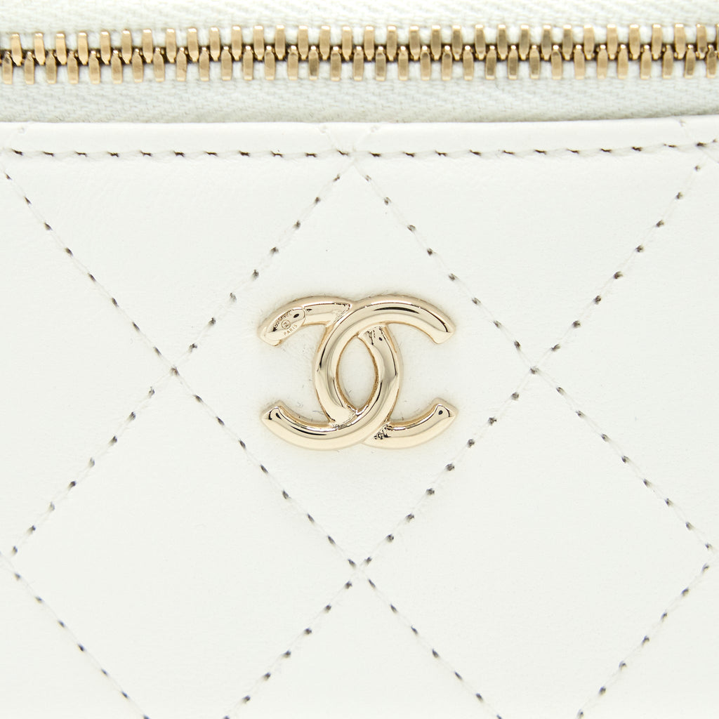 CHANEL 23C PEARL CRUSH MINI VANITY WITH CHAIN LAMBSKIN WHITE LGHW (MICROCHIP)
