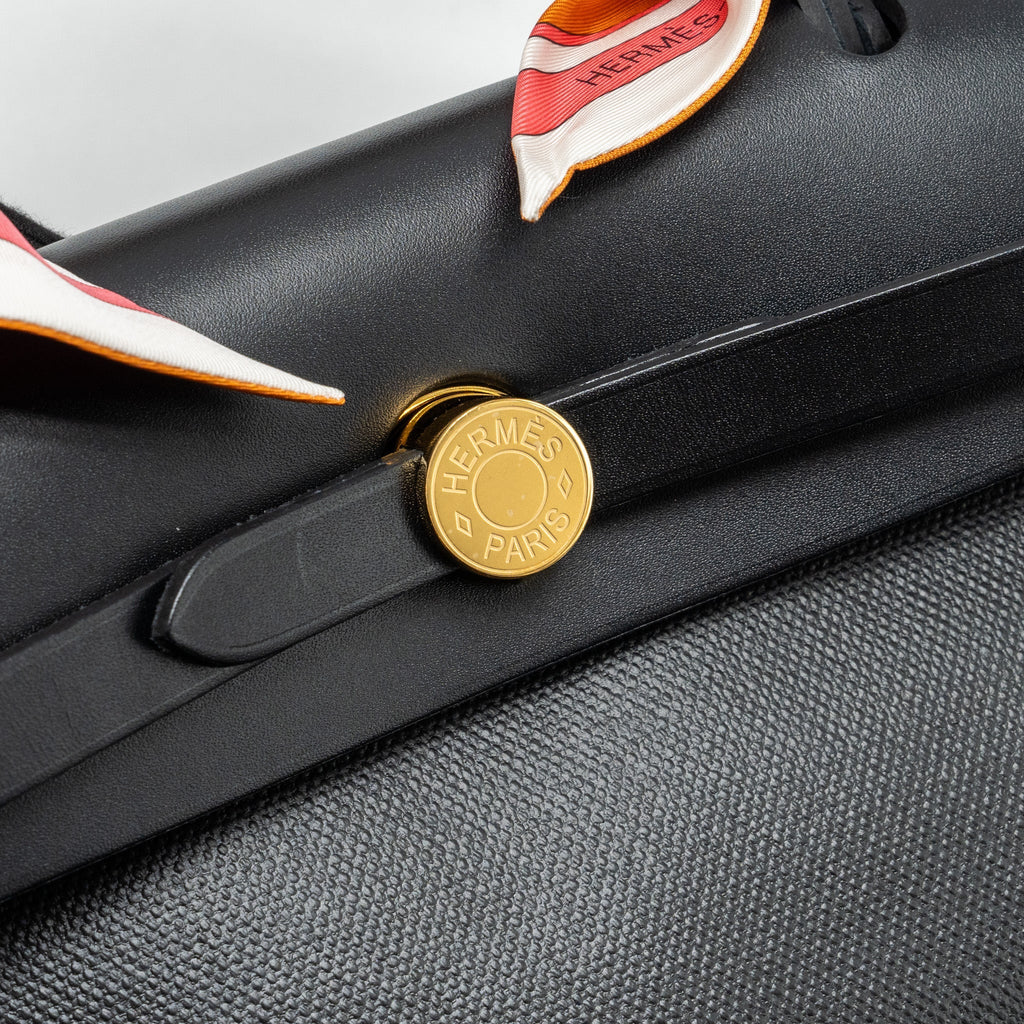 HERMES HERBAG 31 ZIP BAG BERLINE CANVAS / VACHE HUNTER BLACK / ECRU GHW
