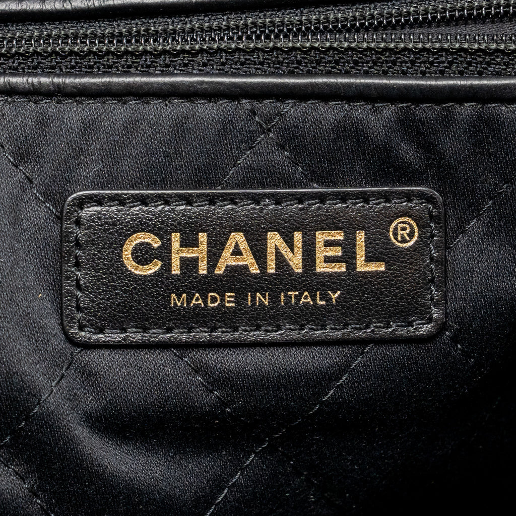 CHANEL SMALL 22 BAG WITH WHITE LETTER LOGO CALFSKIN BLACK GHW (MICROCHIP)