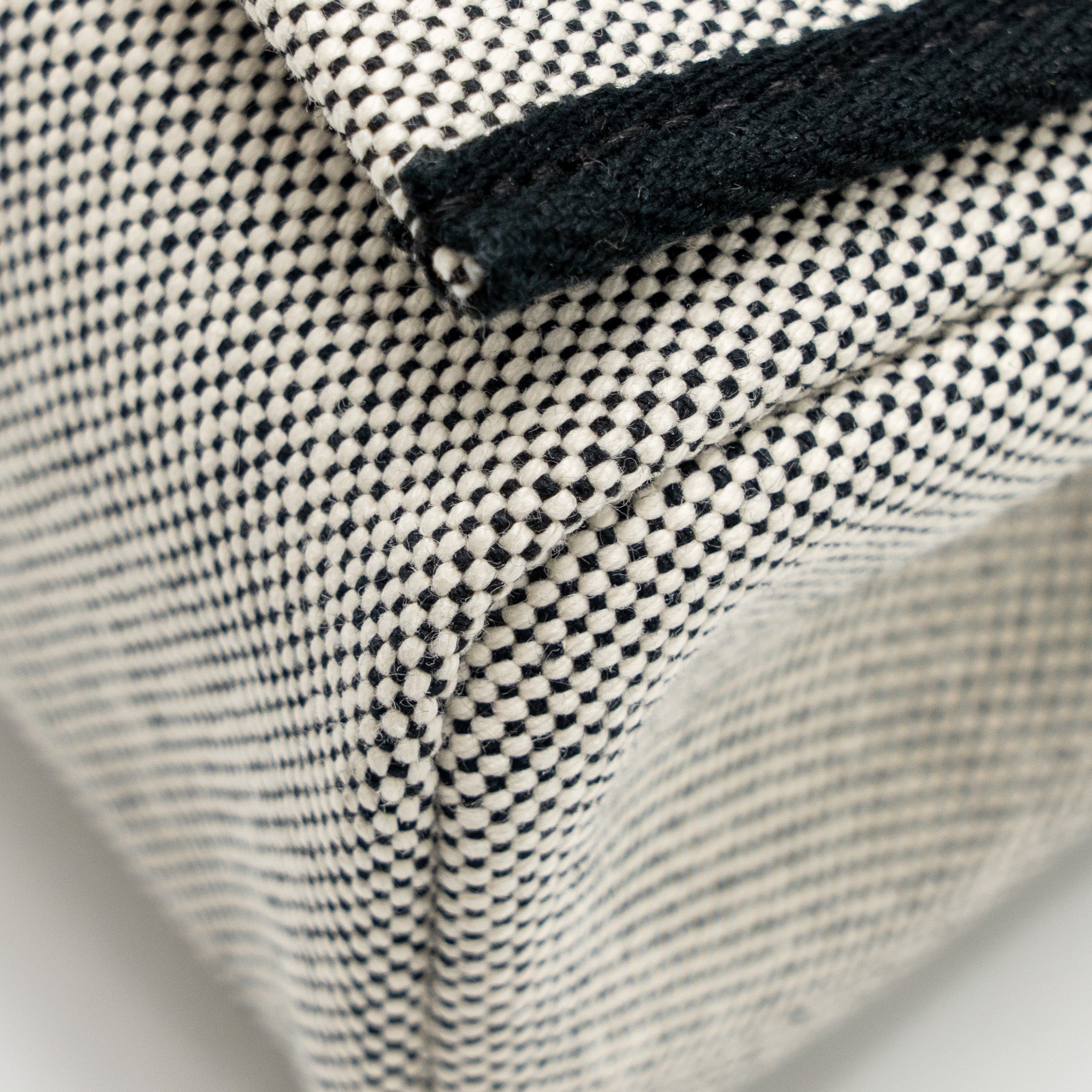 HERMES HERBAG MINI CANVAS/COWHIDE BLACK/ ECRU GHW