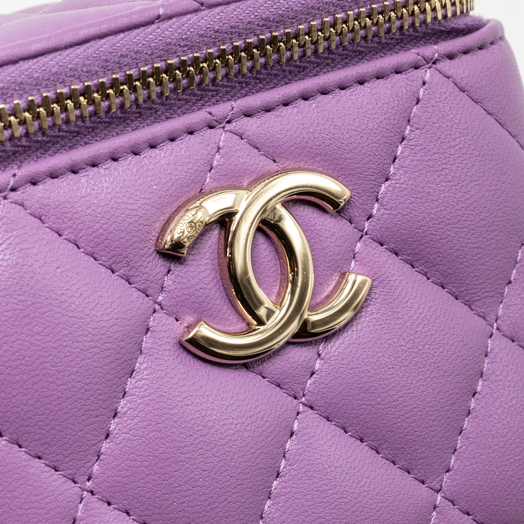 CHANEL MINI VANITY CASE WITH GIANT CHAIN LAMBSKIN PURPLE LGHW