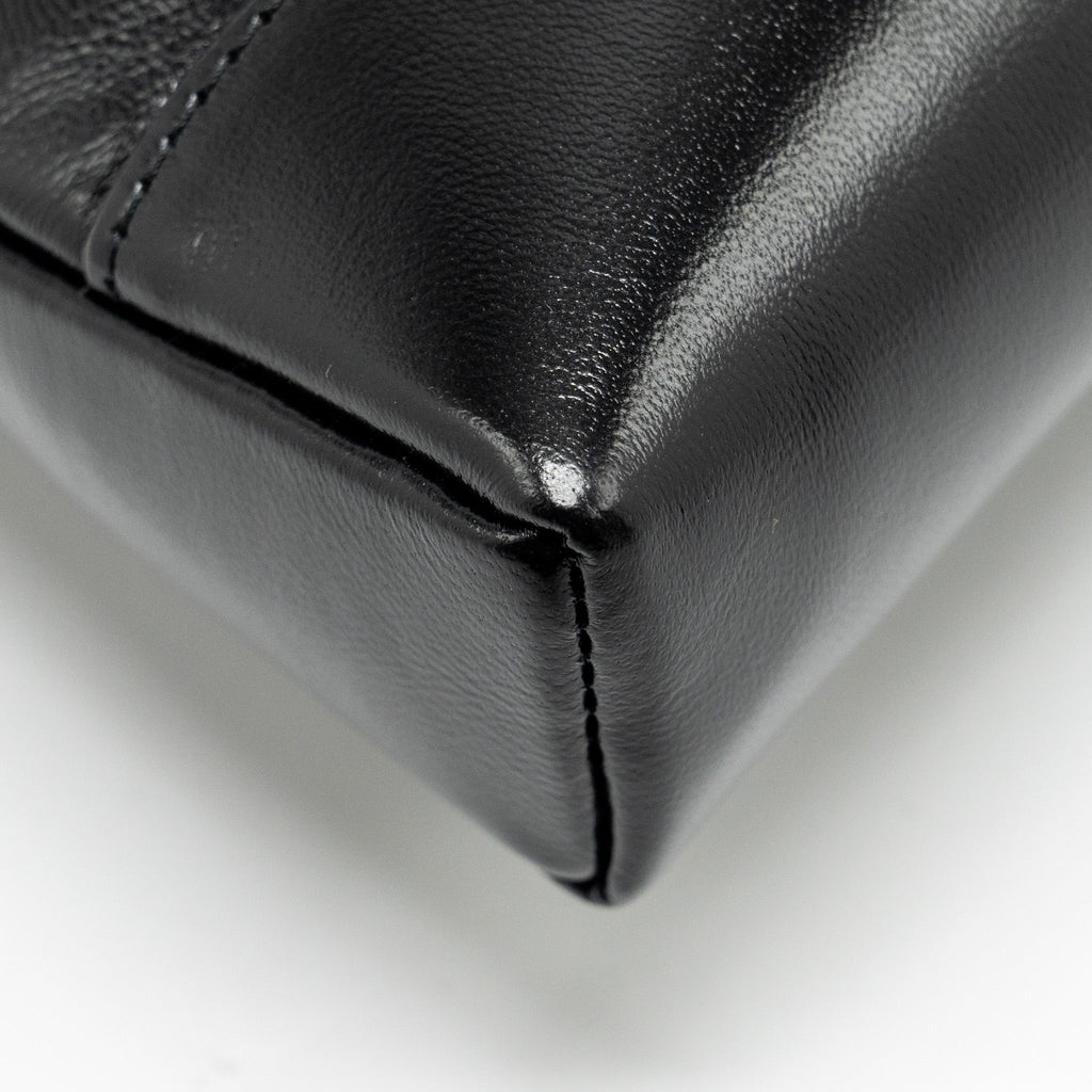 CHANEL MINI 31 CLUTCH WITH CHAIN SHINY LAMBSKIN BLACK LGHW (MICROCHIP)