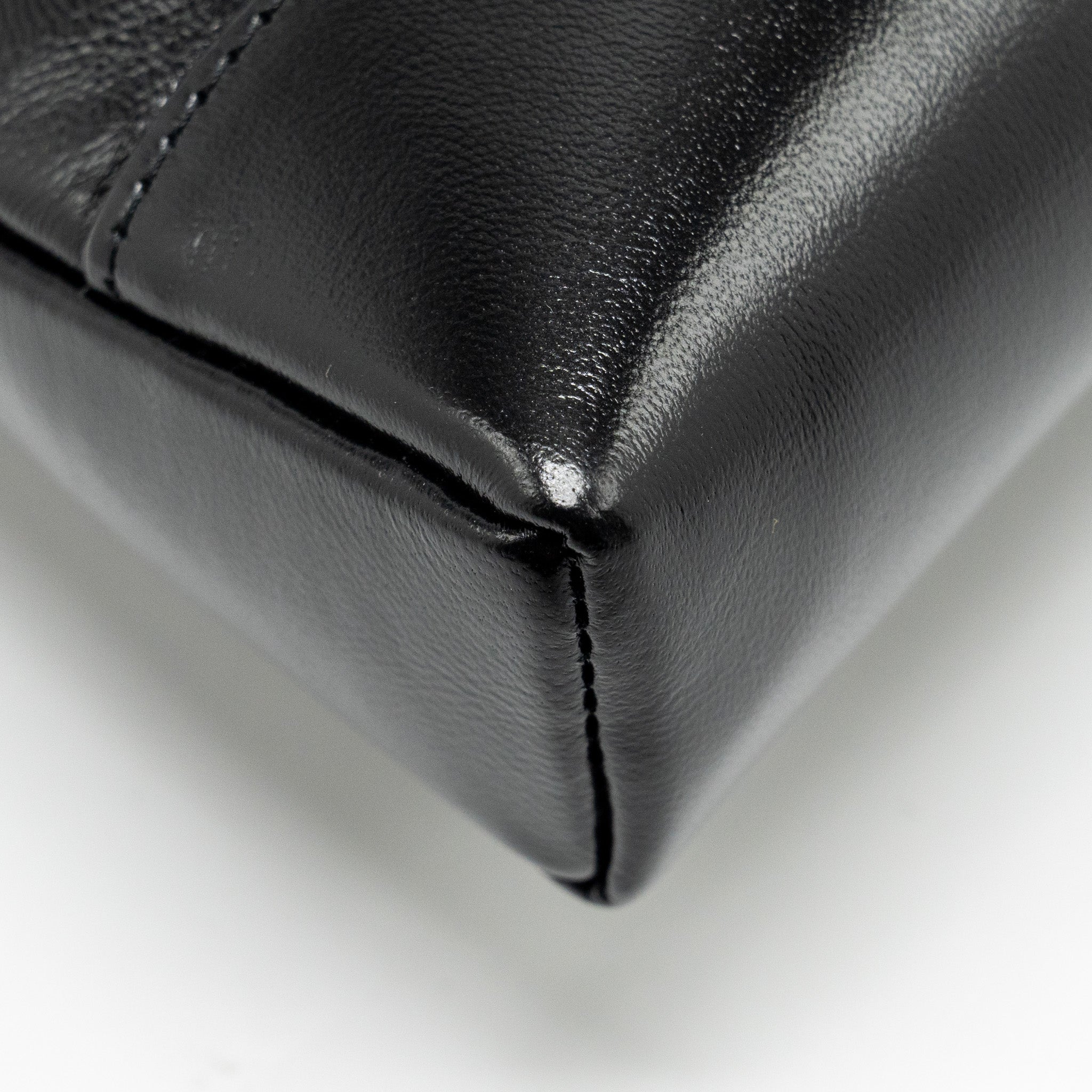 CHANEL MINI 31 CLUTCH WITH CHAIN SHINY LAMBSKIN BLACK LGHW (MICROCHIP)
