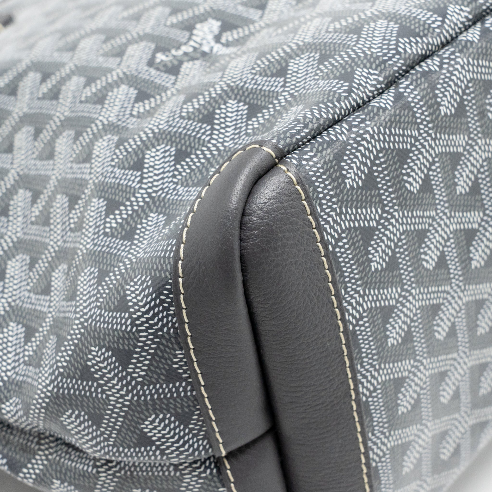GOYARD ARTOIS PM TOTE BAG GOYARDINE CANVAS / CALFSKIN GREY