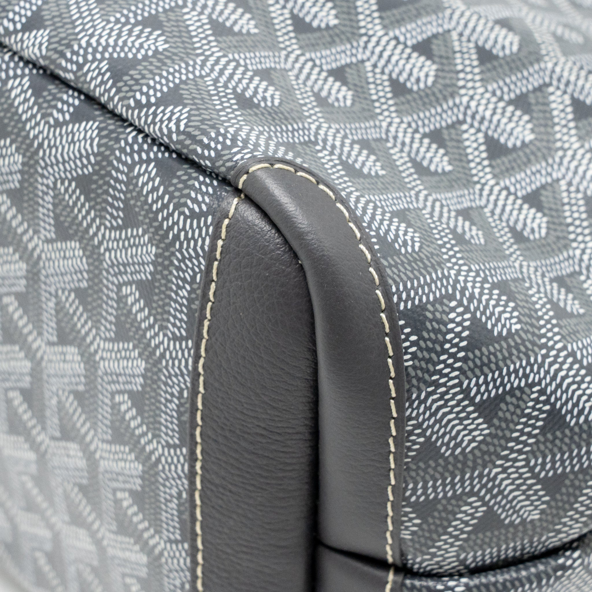 GOYARD ARTOIS PM TOTE BAG GOYARDINE CANVAS / CALFSKIN GREY