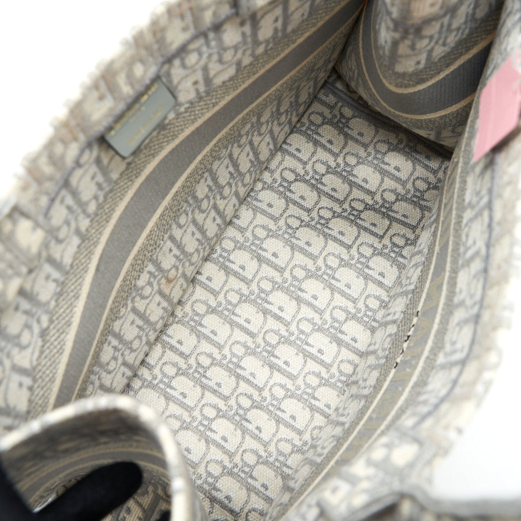 DIOR MEDIUM BOOK TOTE GREY OBLIQUE EMBROIDERY
