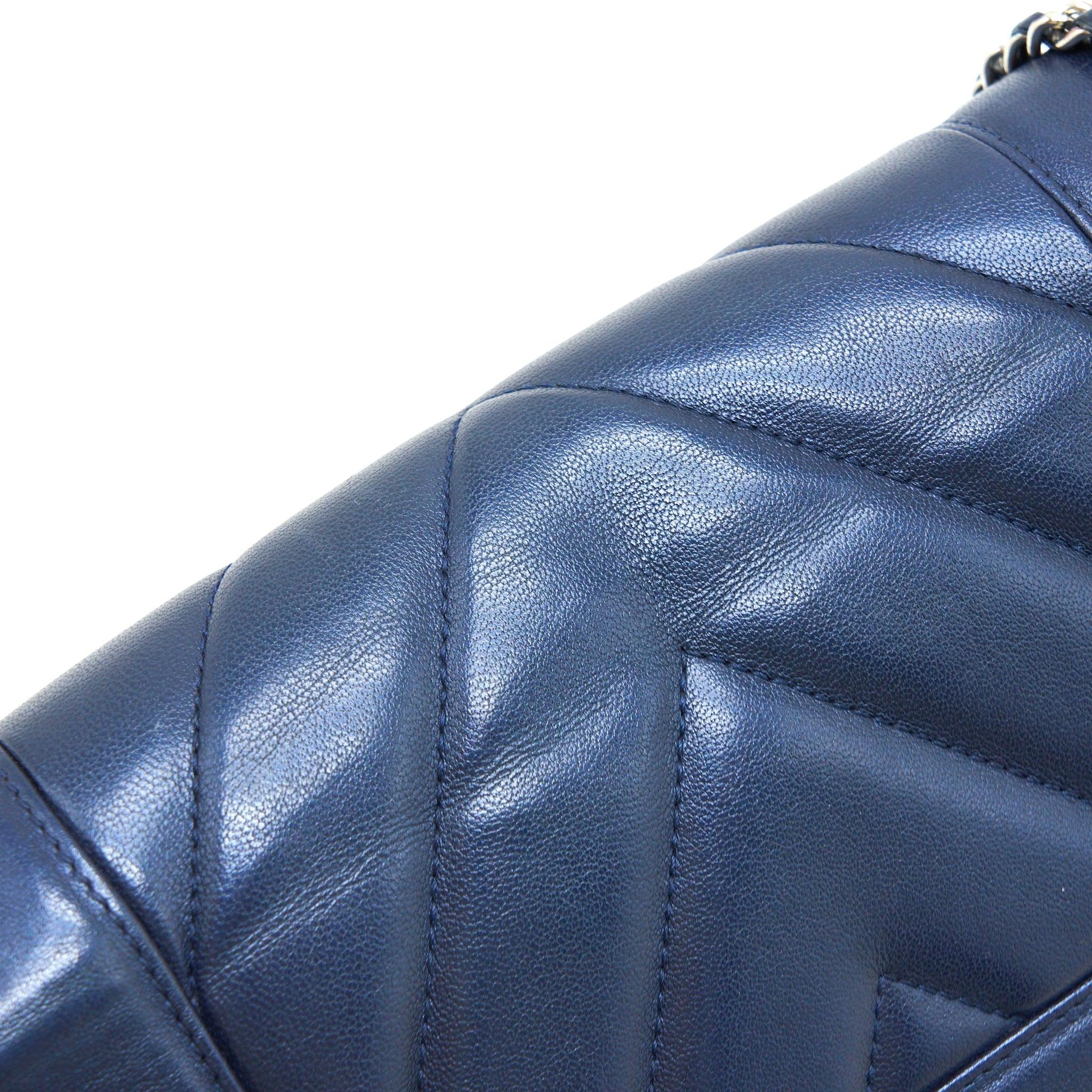 CHANEL MADEMOISELLE FLAP BAG LAMBSKIN NAVY SHW