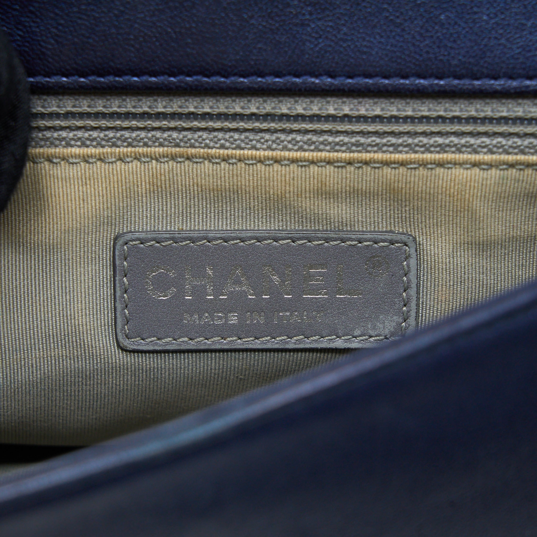 CHANEL MADEMOISELLE FLAP BAG LAMBSKIN NAVY SHW