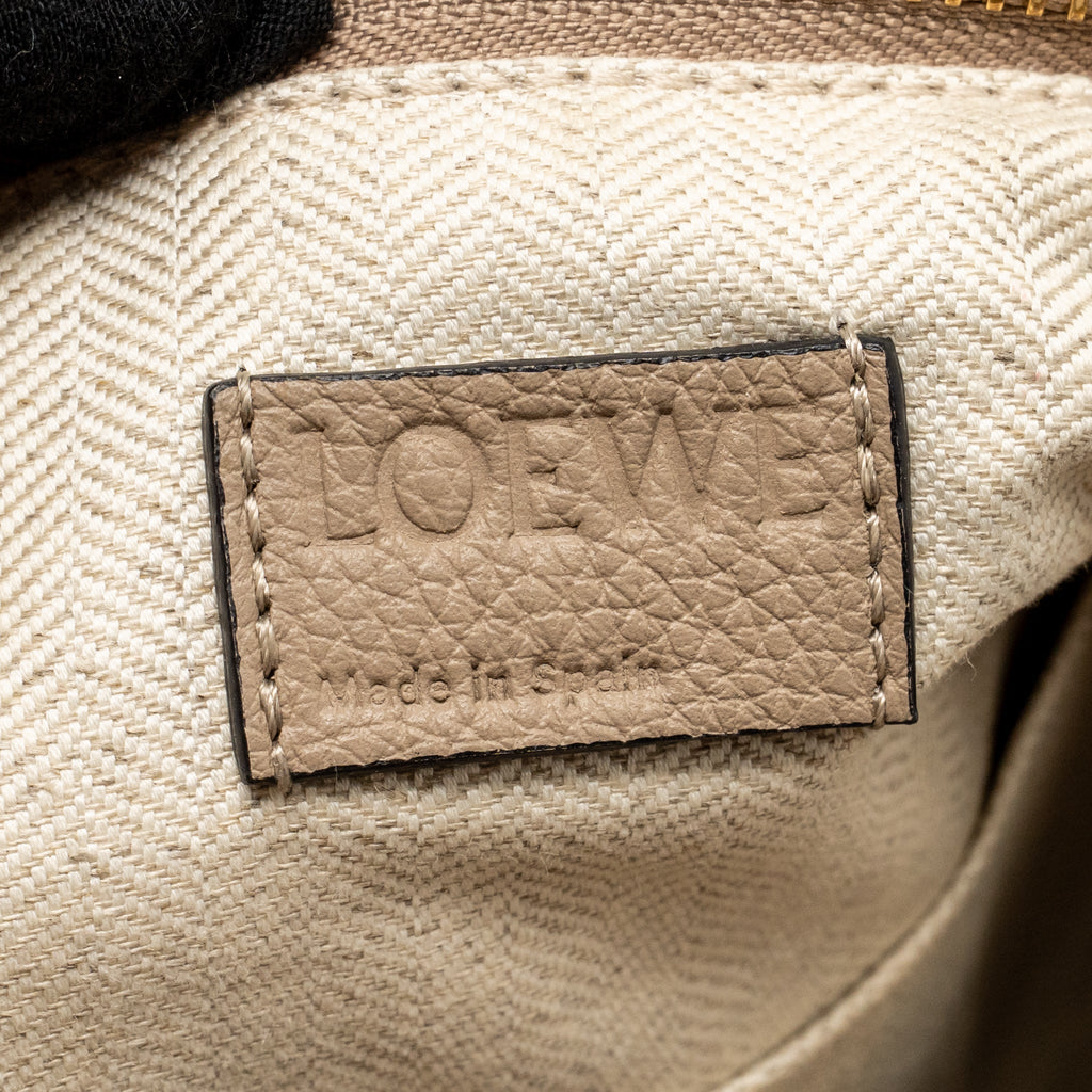LOEWE SMALL PUZZLE BAG GRAINED CALFSKIN SAND GHW