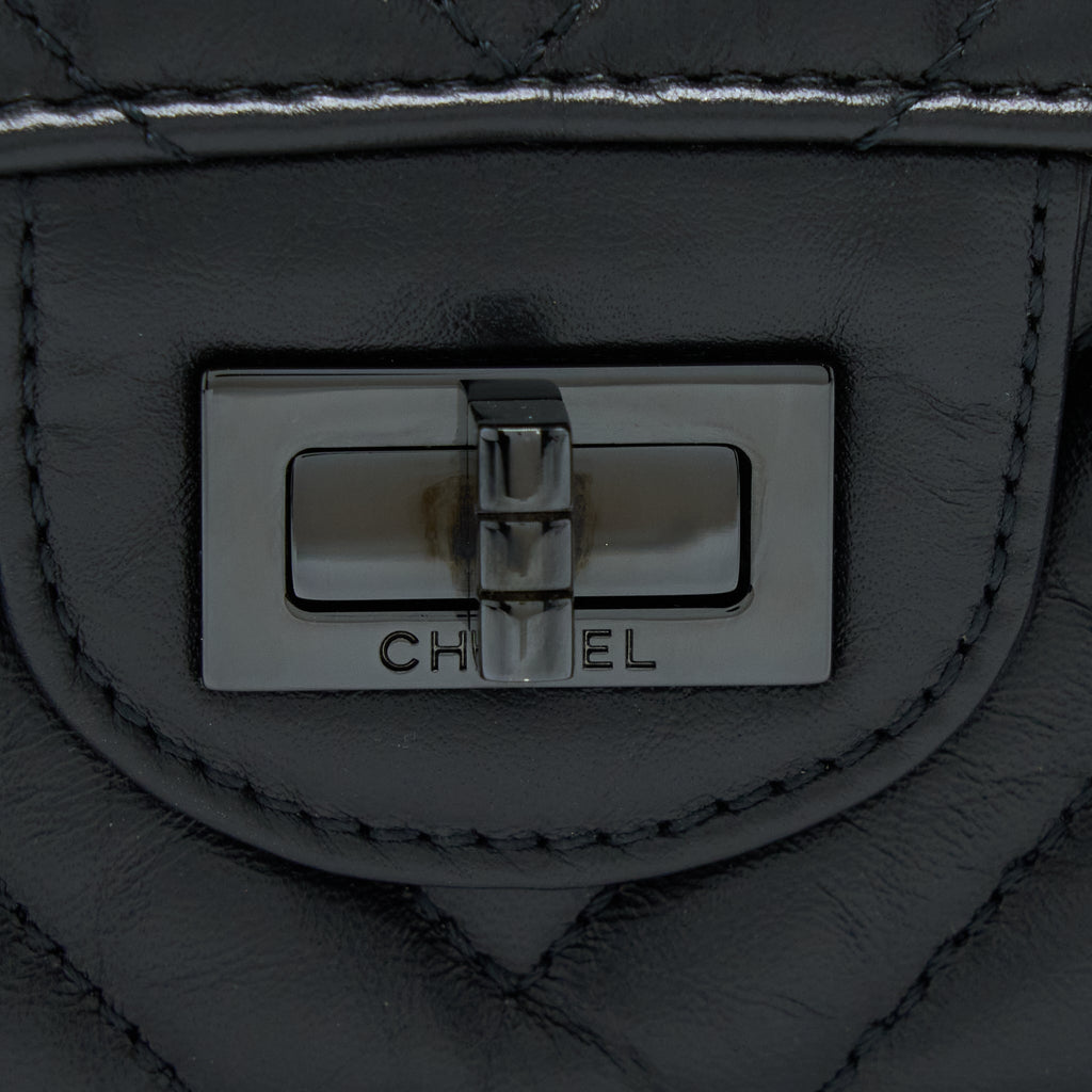CHANEL MINI 2.55 REISSUE CHEVRON CALFSKIN SO BLACK