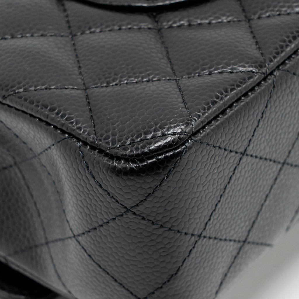 CHANEL MEDIUM CLASSIC DOUBLE FLAP BAG CAVIAR BLACK GHW (MICROCHIP)