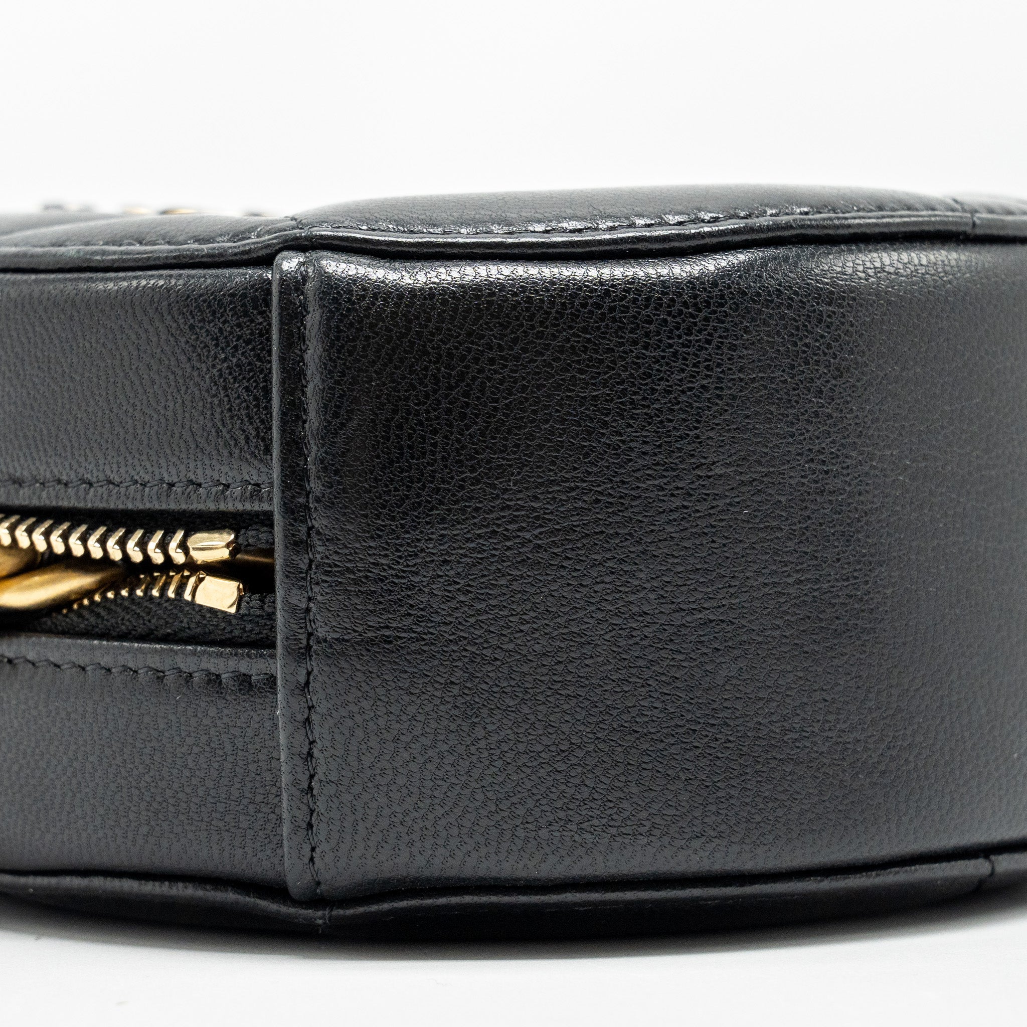 CHANEL 19 ROUND CLUTCH WITH CHAIN LAMBSKIN BLACK WITH MULTICOLOR HARDWARE