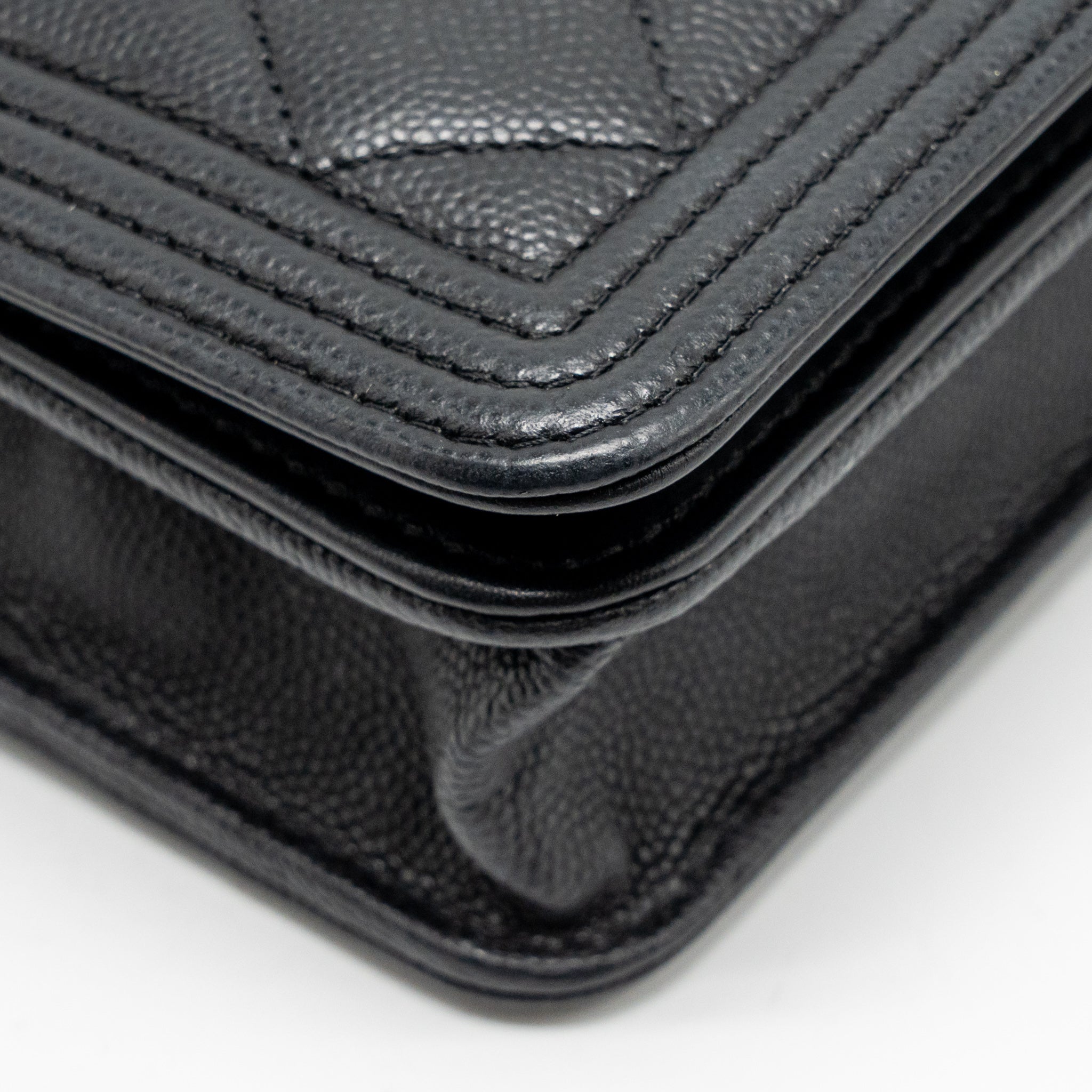 CHANEL BOY WALLET ON CHAIN CAVIAR BLACK GHW (MICROCHIP)