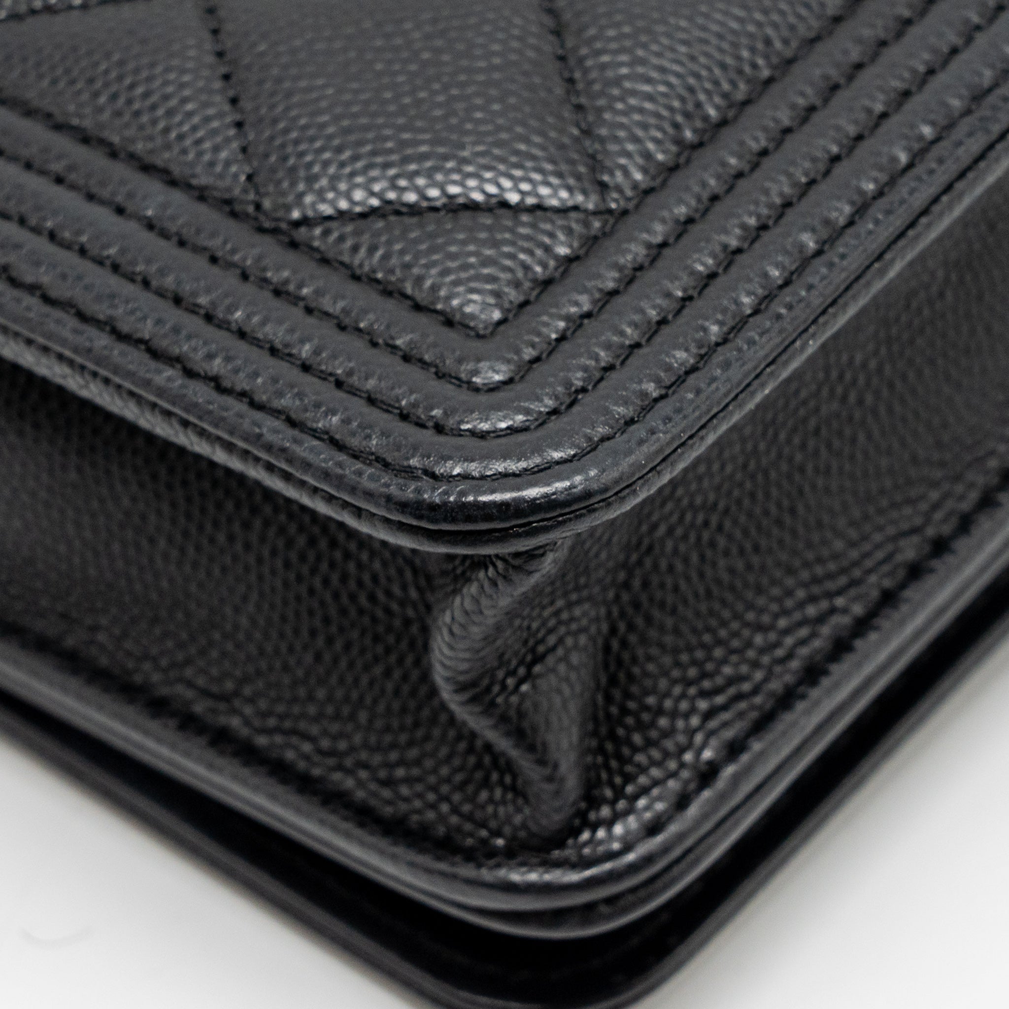 CHANEL BOY WALLET ON CHAIN CAVIAR BLACK GHW (MICROCHIP)