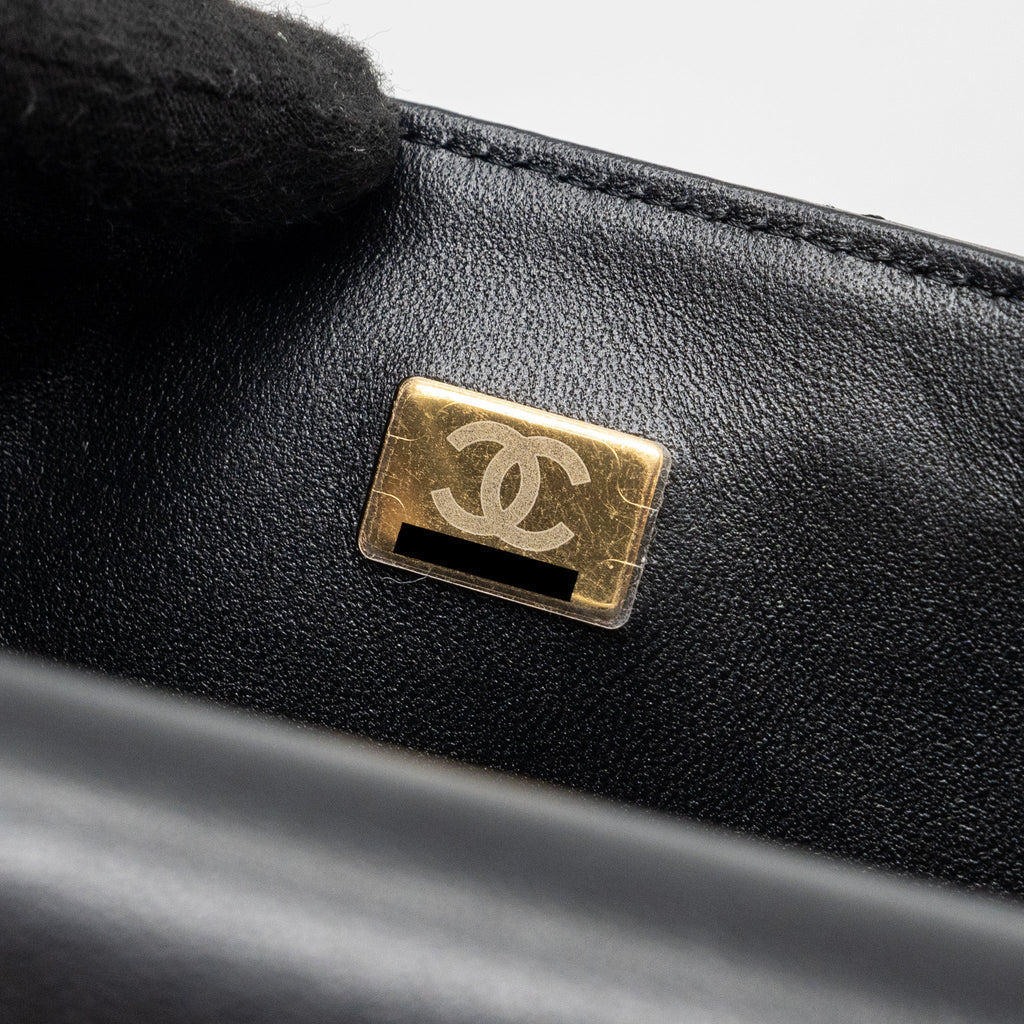 CHANEL TOP HANDLE MINI RECTANGULAR LAMBSKIN BLACK LGHW(MICROCHIP)