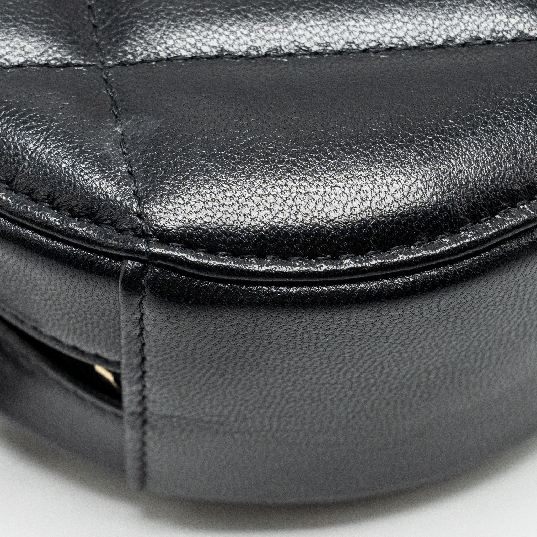 CHANEL 19 ROUND CLUTCH WITH CHAIN LAMBSKIN BLACK WITH MULTICOLOR HARDWARE