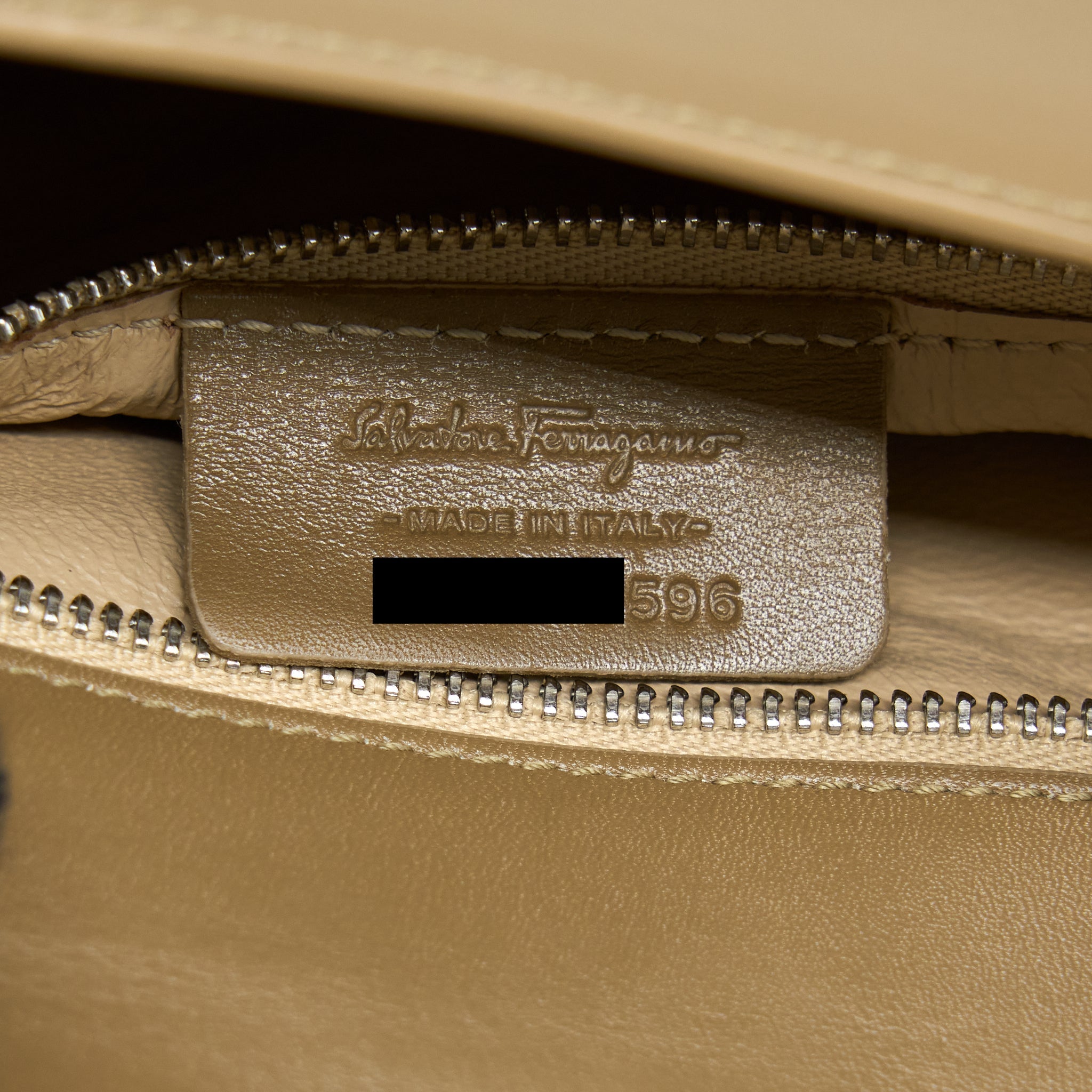 SALVATORE FERRAGAMO VINTAGE CROSSBODY BAG GREY SHW
