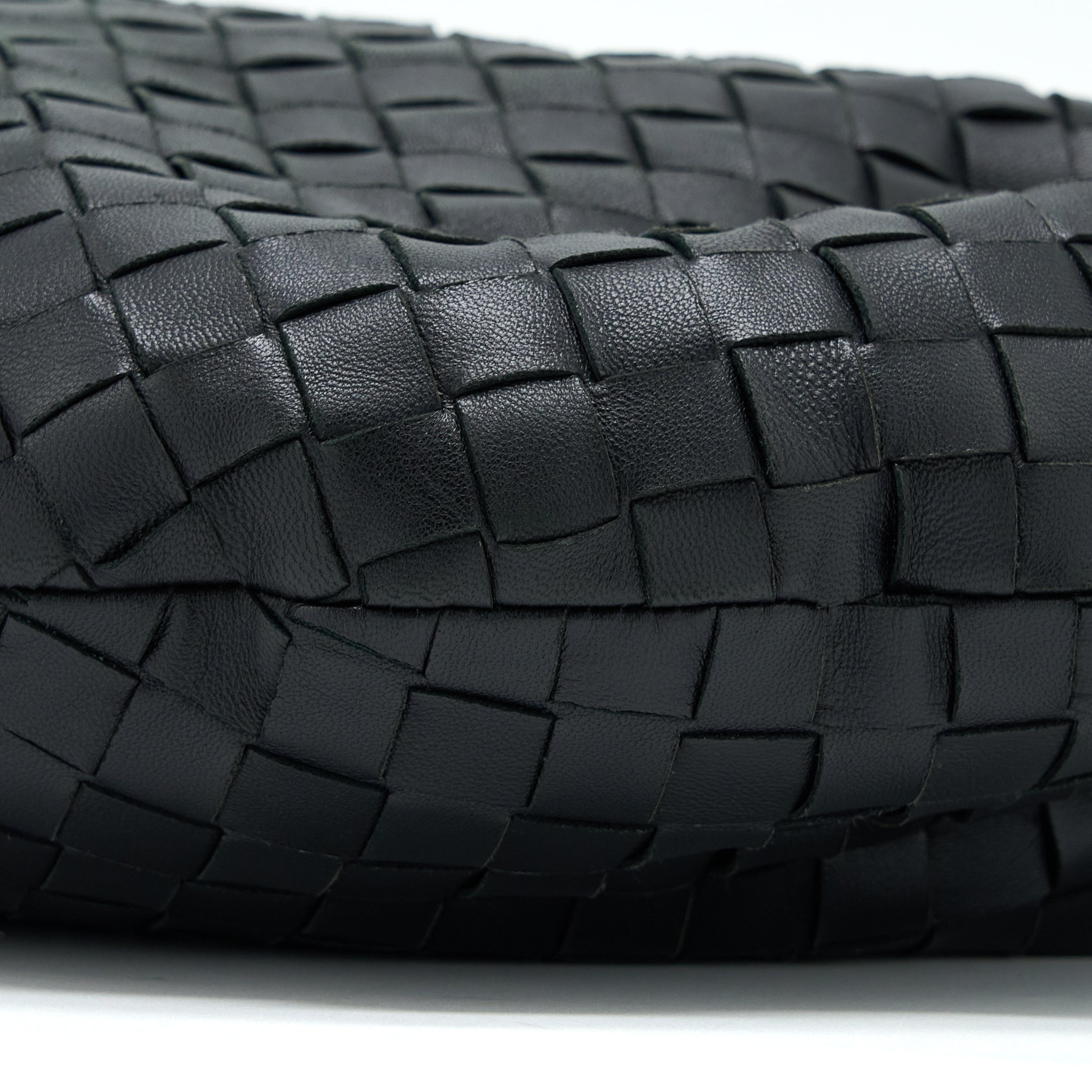 BOTTEGA VENETA JODIE LAMBSKIN BLACK SHW
