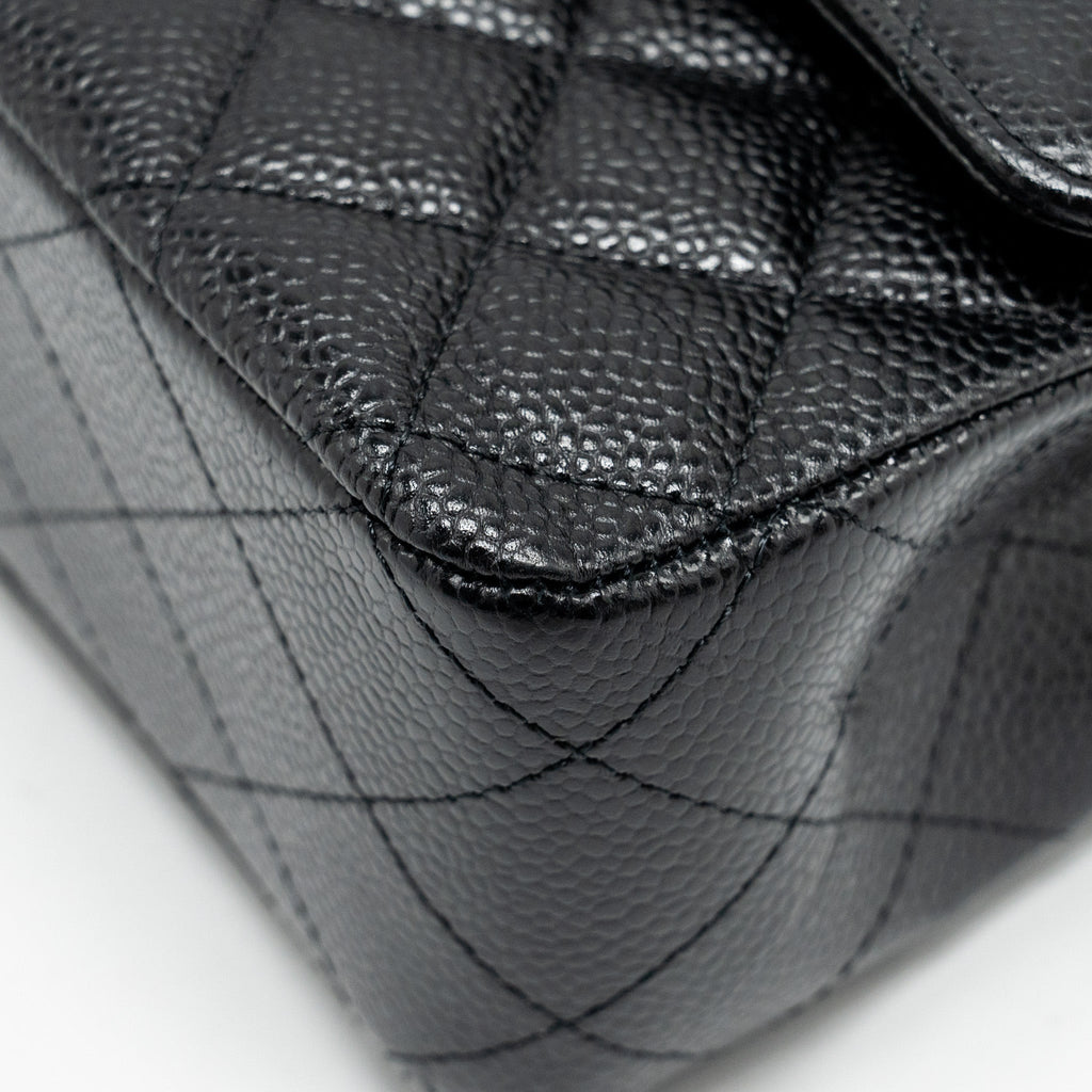 CHANEL MEDIUM CLASSIC DOUBLE FLAP BAG CAVIAR BLACK SHW (MICROCHIP)