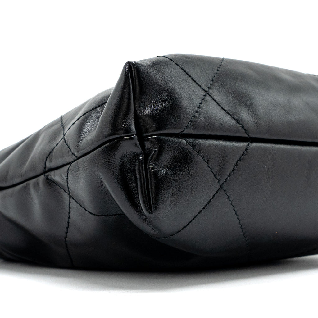 CHANEL MINI 22 BAG SHINY CALFSKIN BLACK GHW(MICROCHIP)